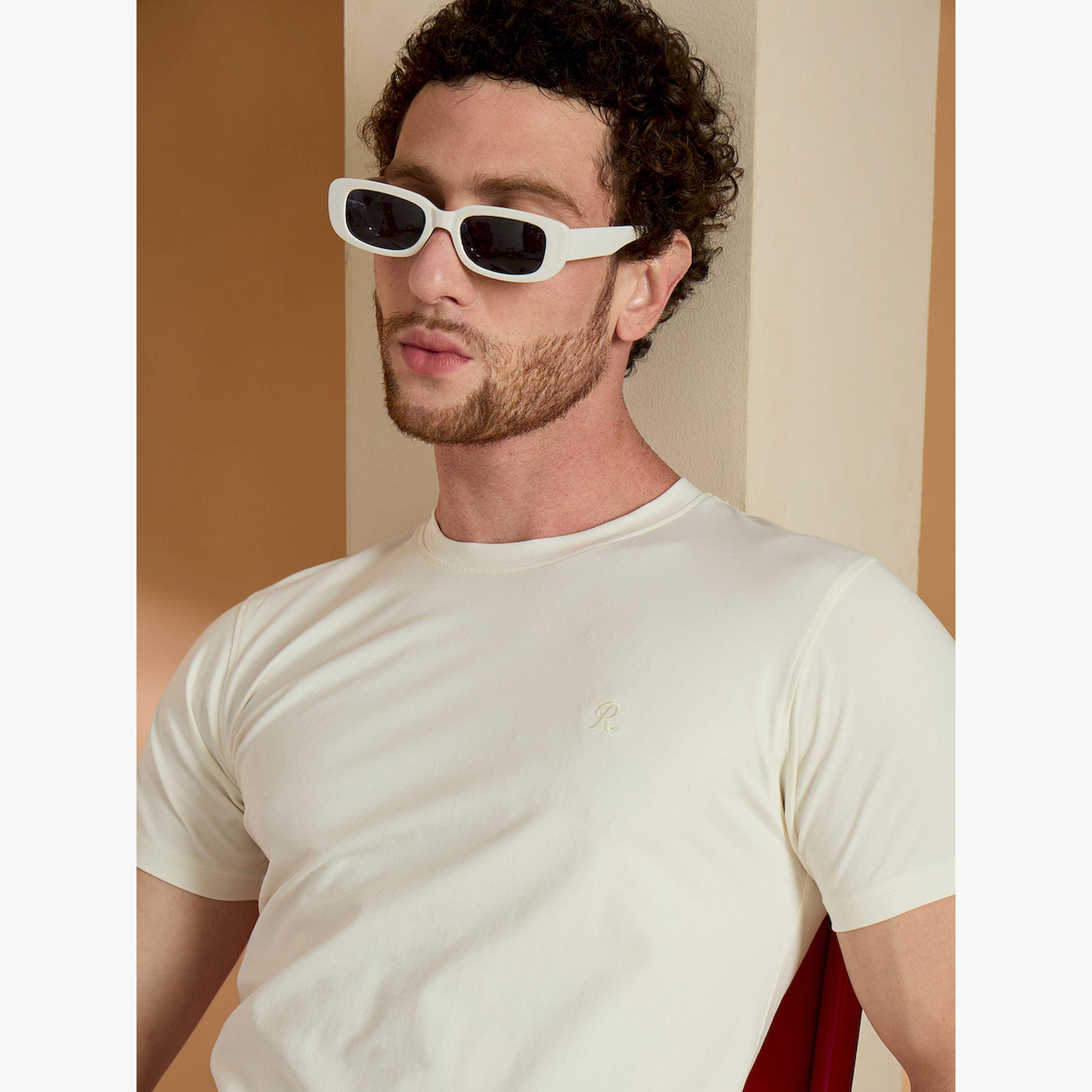 تيشيرت أوف وايت سادة بقصة ضيقة-men-clothing-tshirtsandpolos-tshirts-image-5
