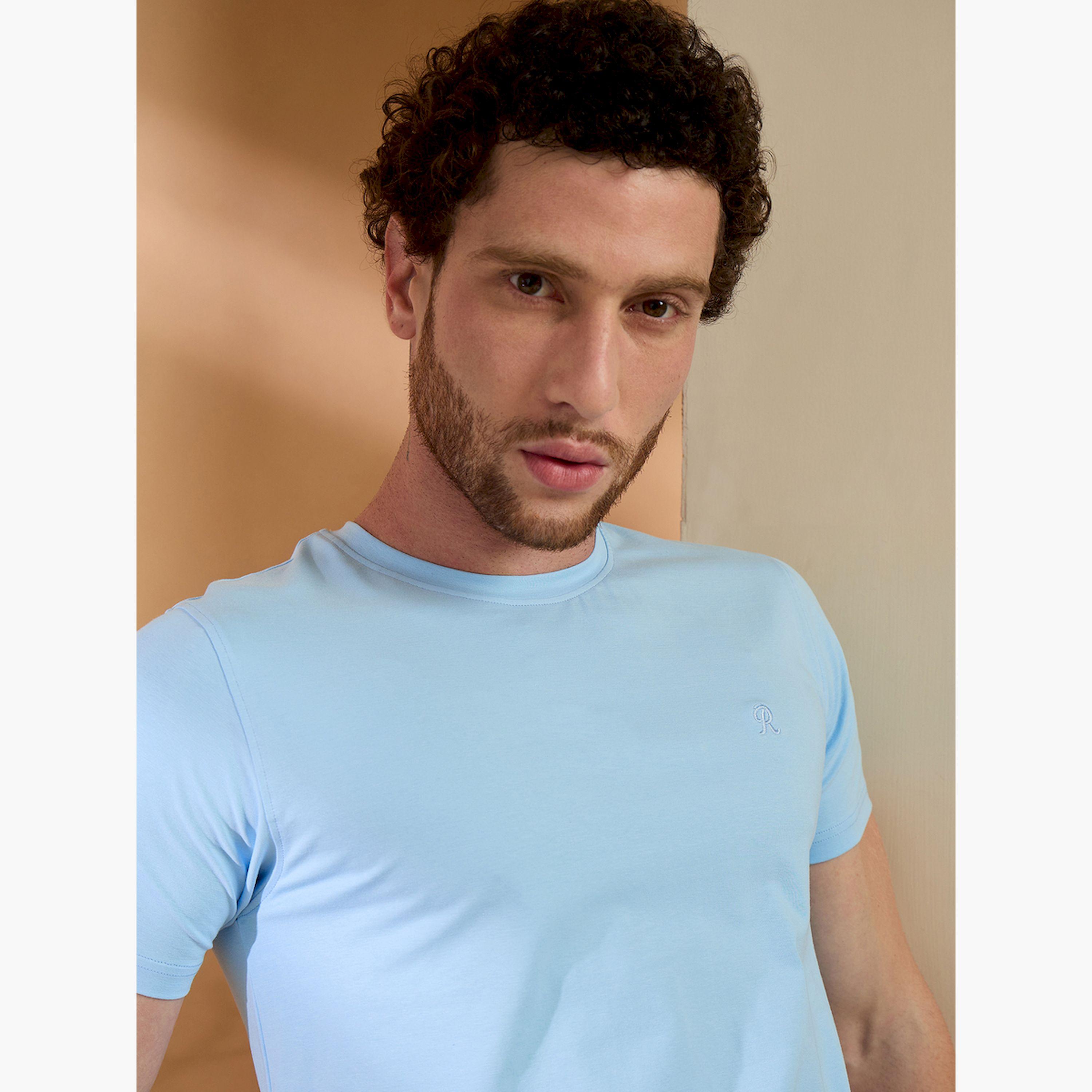 تيشيرت أزرق سماوي سادة بقصة ضيقة-men-clothing-tshirtsandpolos-tshirts-image-5