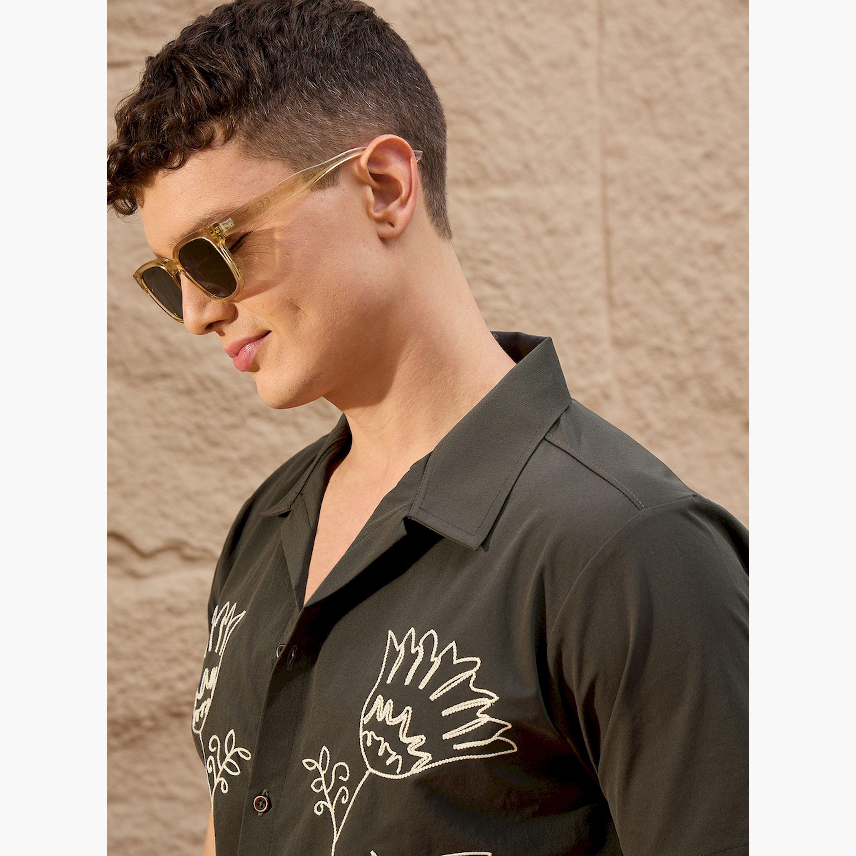 قميص كاجوال زيتوني بنمط مطرز-men-clothing-shirts-image-4