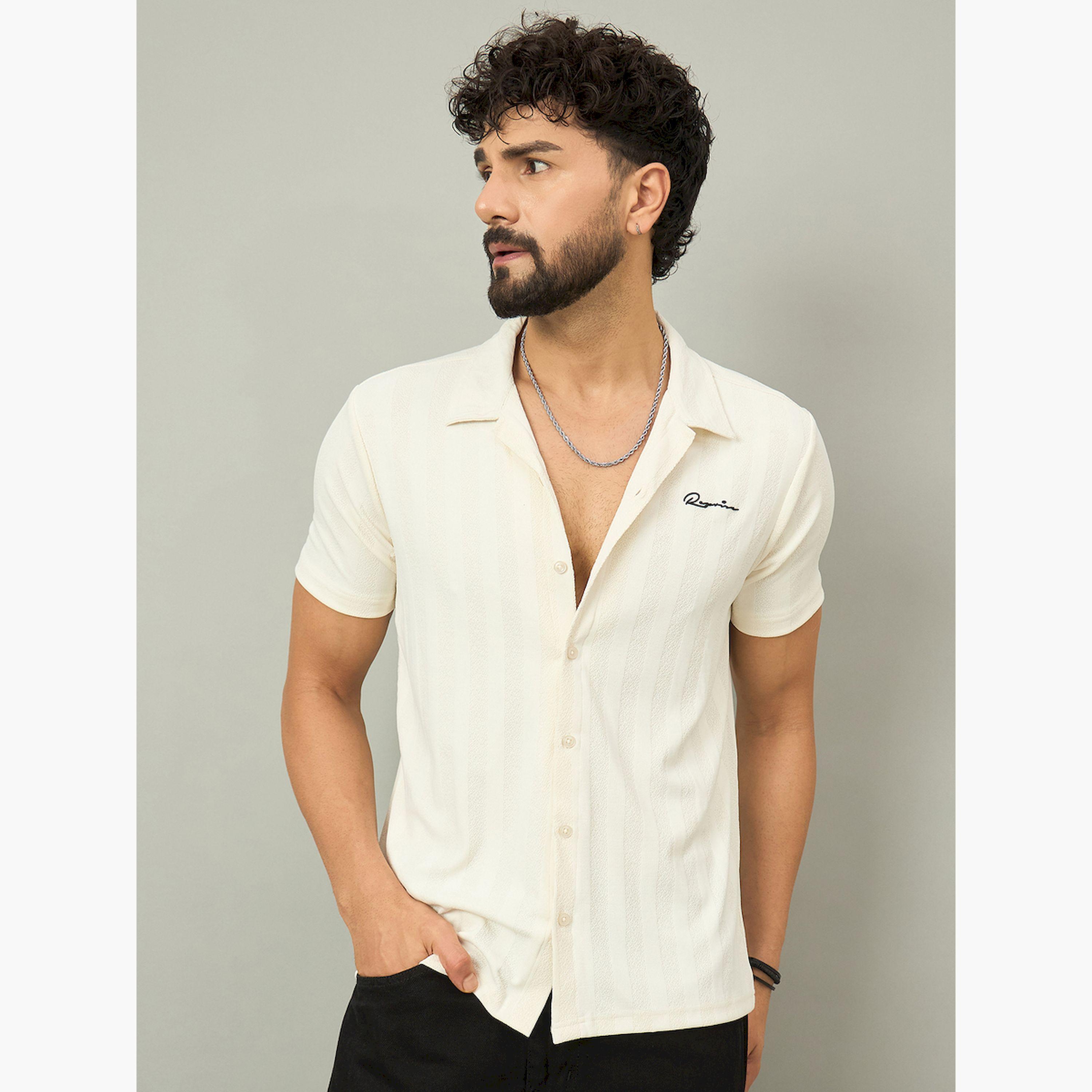 قميص أوف وايت بارز الملمس بأزرار-men-clothing-shirts-image-1