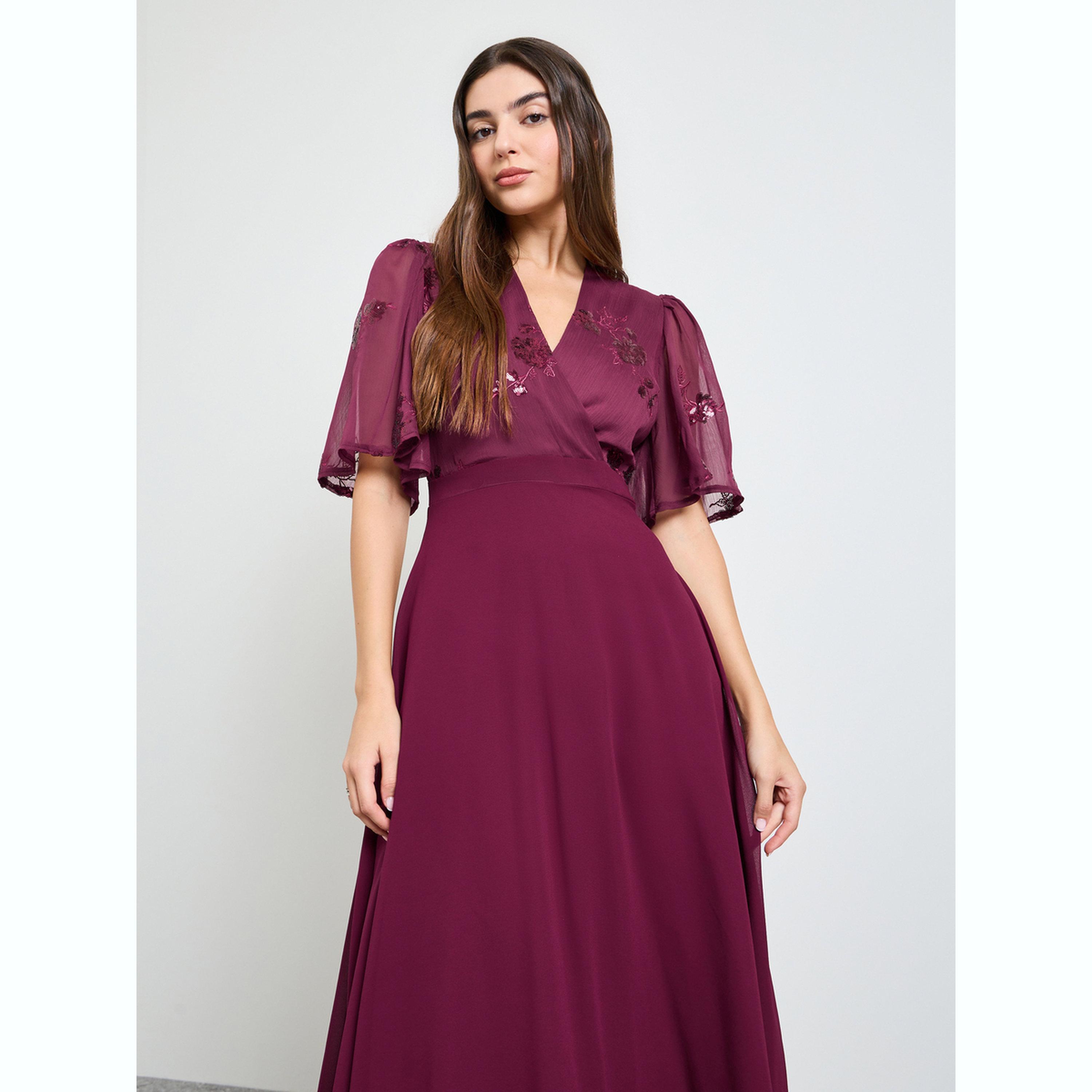 فستان طويل بحافة واسعة وأكمام قصيرة-women-clothing-dresses-image-2