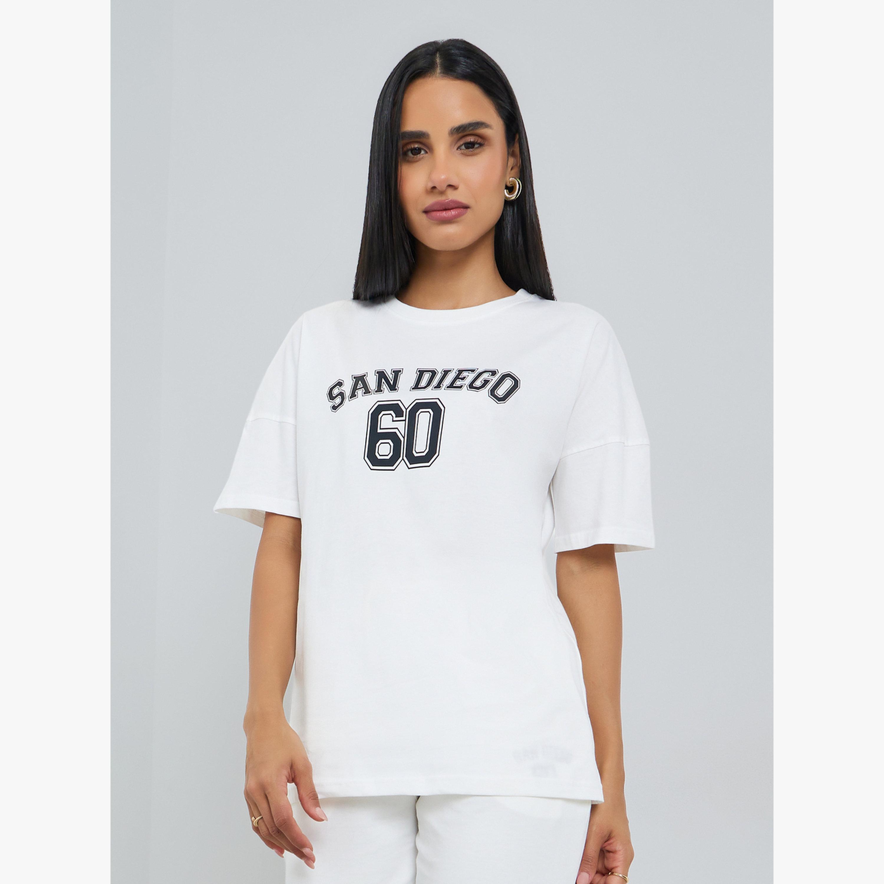 طقم منسق من جوغر بحواف مطاطية وتيشيرت مطبوع فضفاض-women-clothing-coordsets-image-2