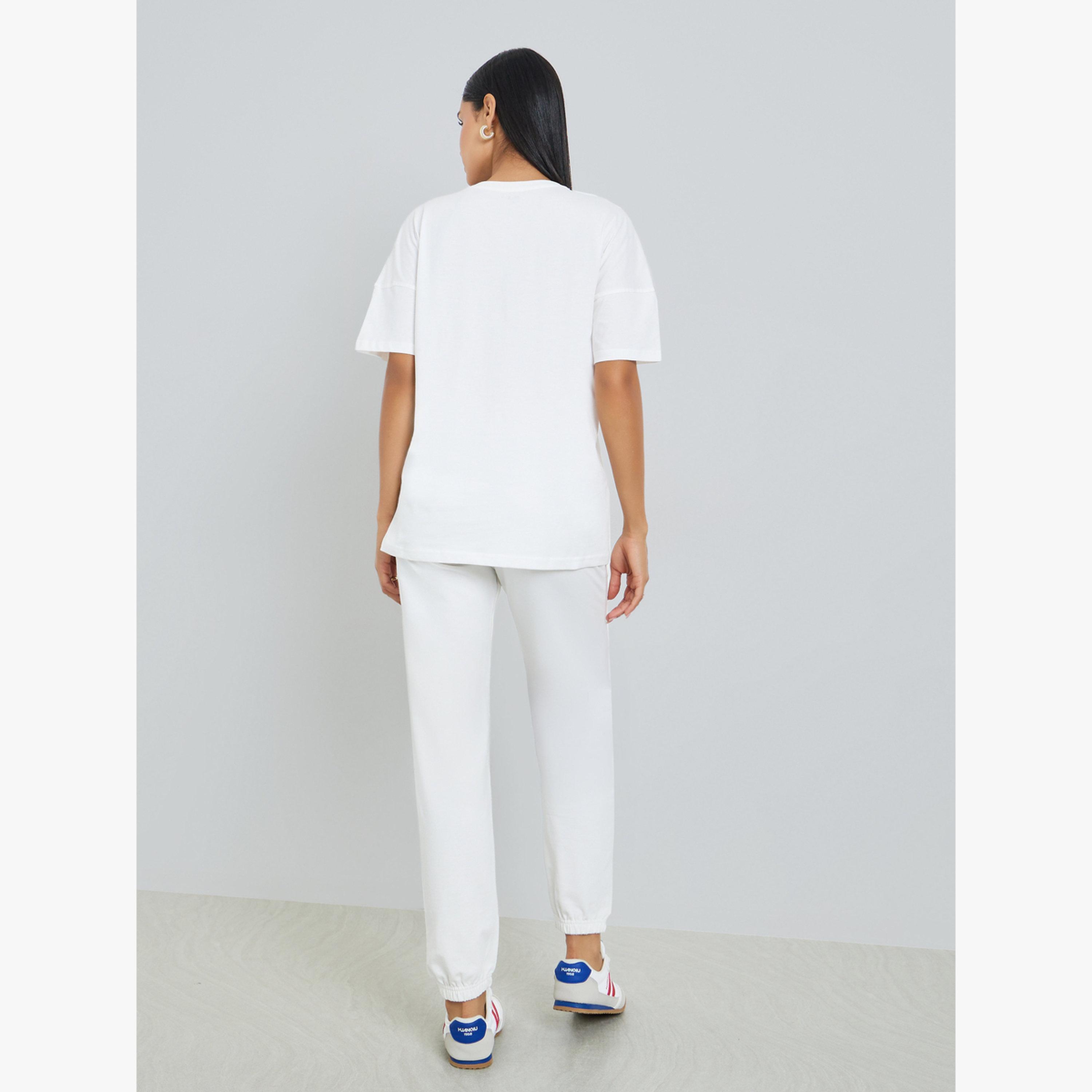 Styli Oversized Printed T-Shirt and Cuffed Joggers Co-Ords-women-clothing-coordsets-image-4