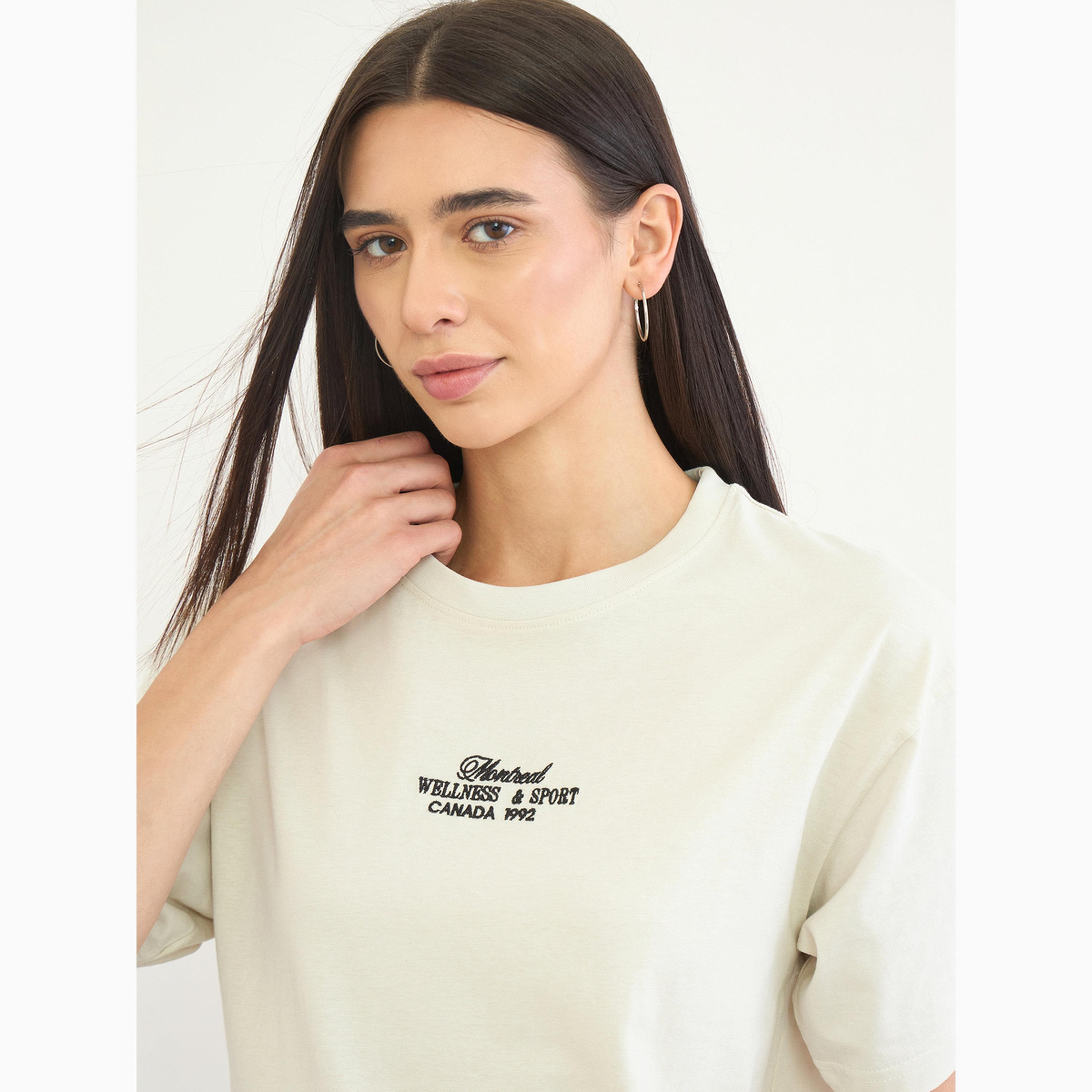 Styli Off White Embroidered Detail T-Shirt and Pants Co-Ords-women-clothing-coordsets-image-6