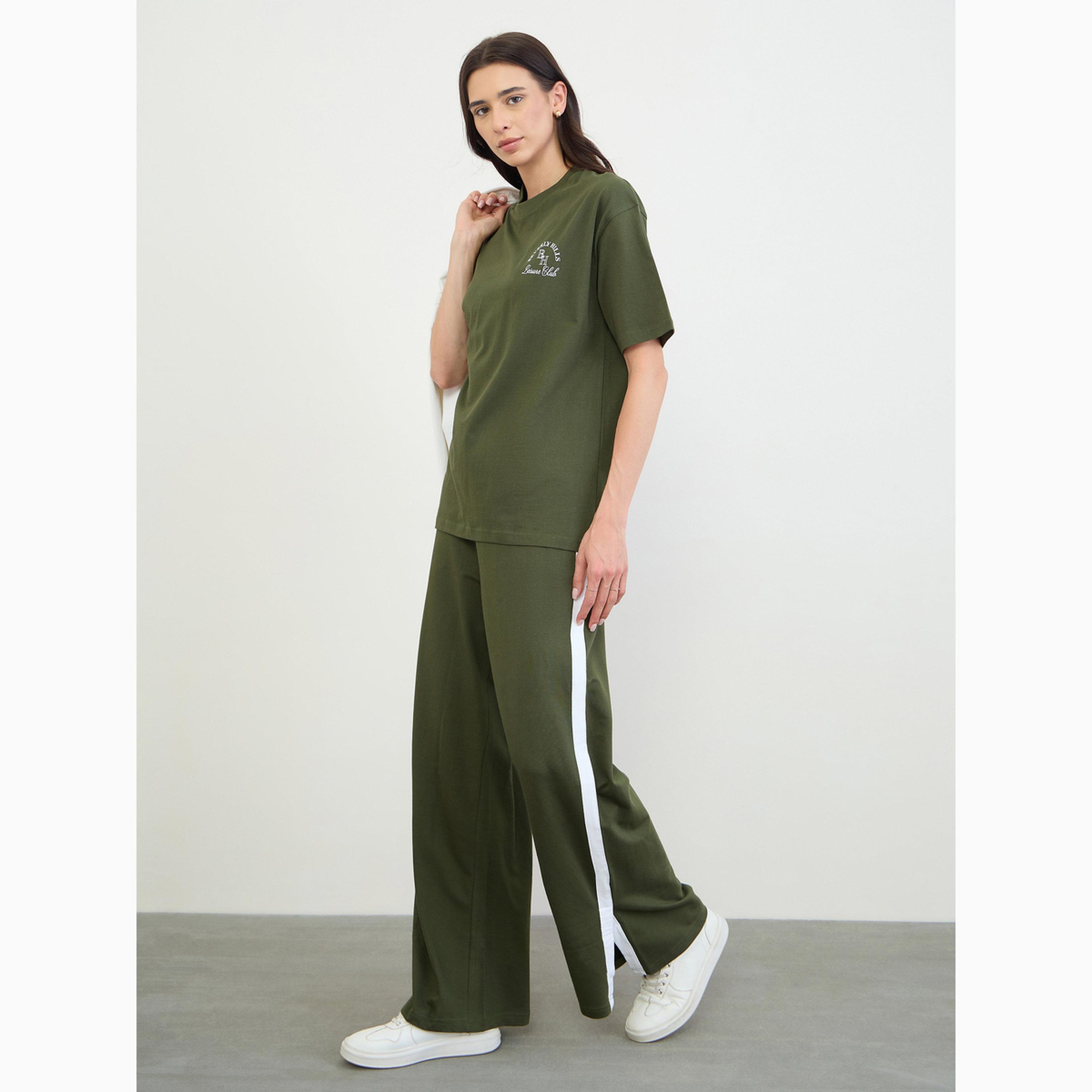 طقم منسق زيتوني تي شيرت طويل بقصة فضفاضة وبنطال جوغرز-women-clothing-coordsets-image-2