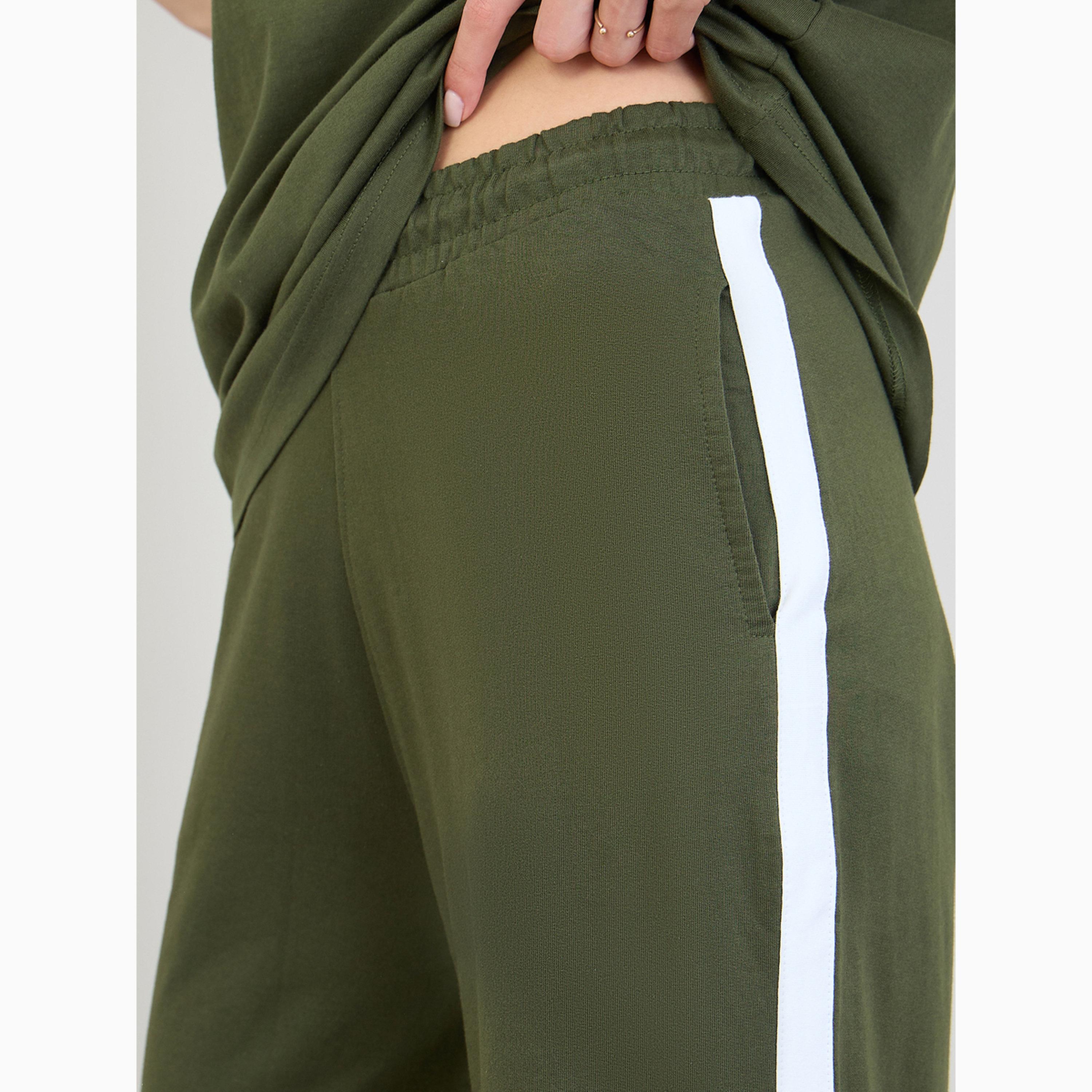 طقم منسق زيتوني تي شيرت طويل بقصة فضفاضة وبنطال جوغرز-women-clothing-coordsets-image-6
