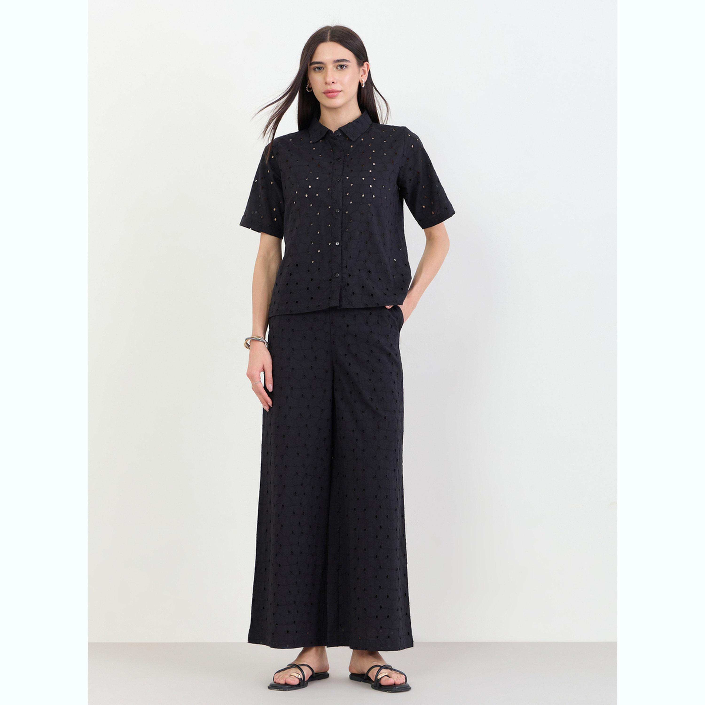 مجموعة من بنطال وقميص قطن بتفاصيل شيفلي-women-clothing-coordsets-image-1