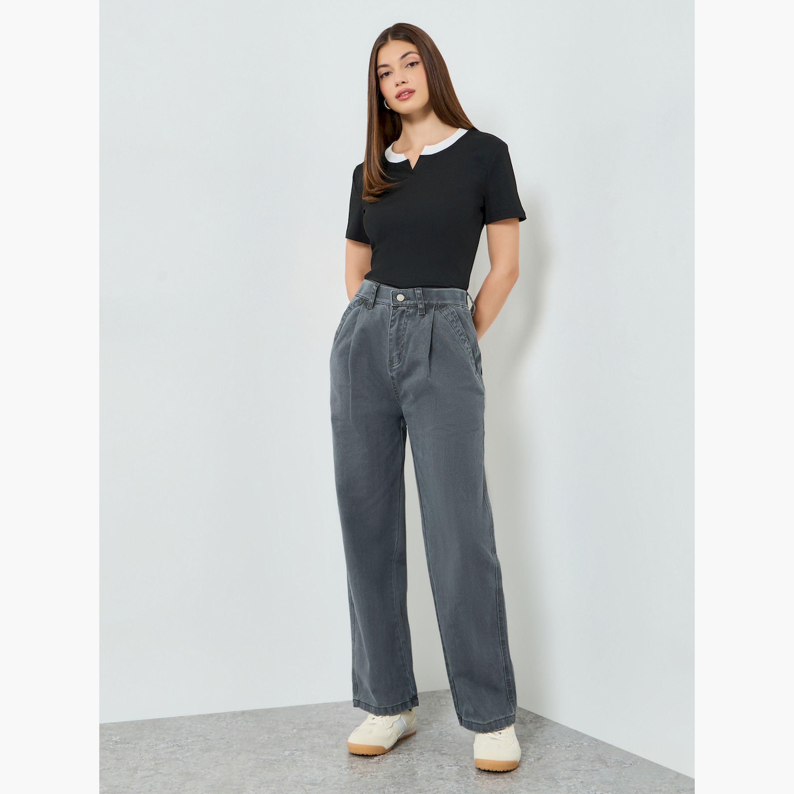 تيشيرت مضلع بفتحة رقبة متباينة-women-clothing-tshirts-image-2