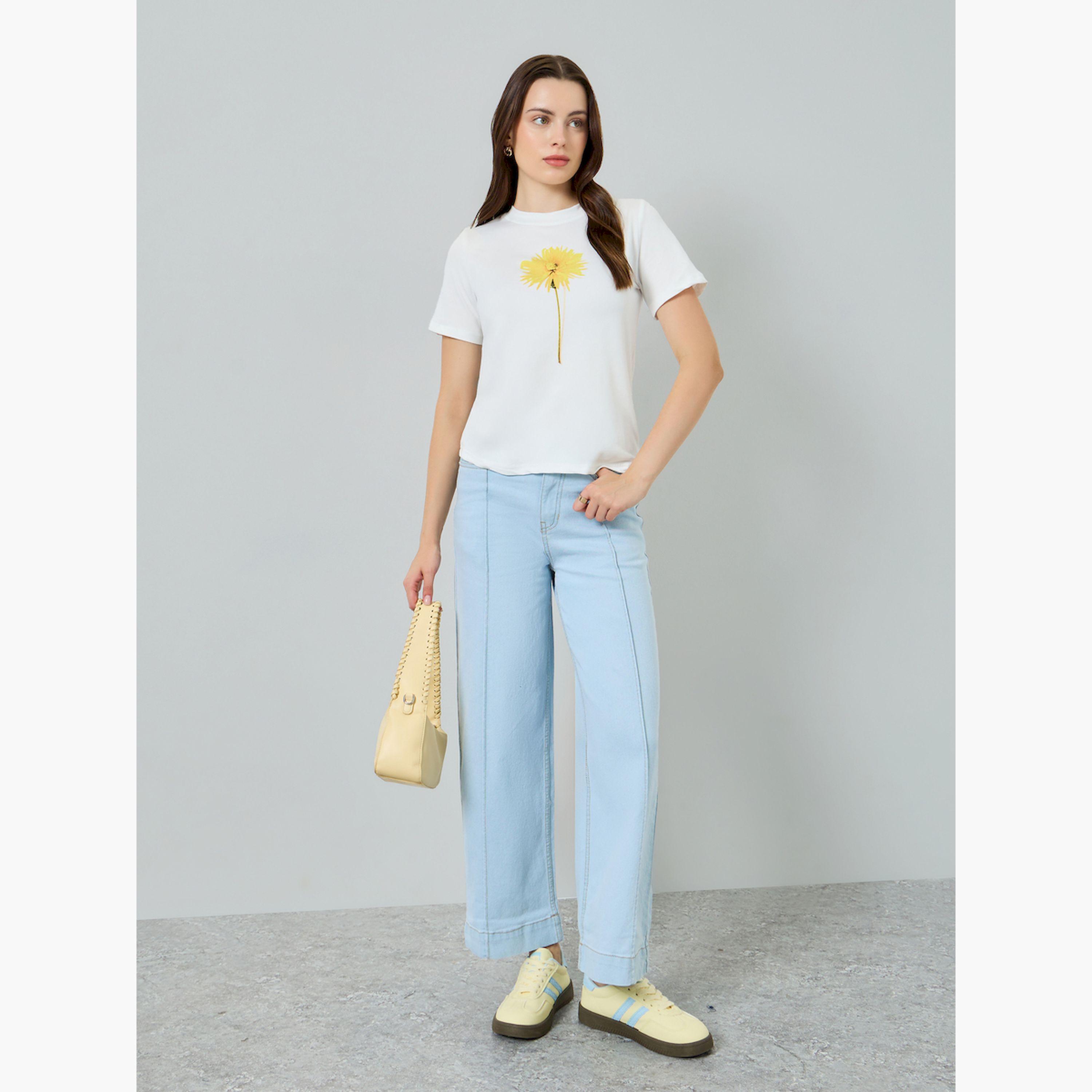 تيشيرت بطبعة رسومات زهور-women-clothing-tshirts-image-2