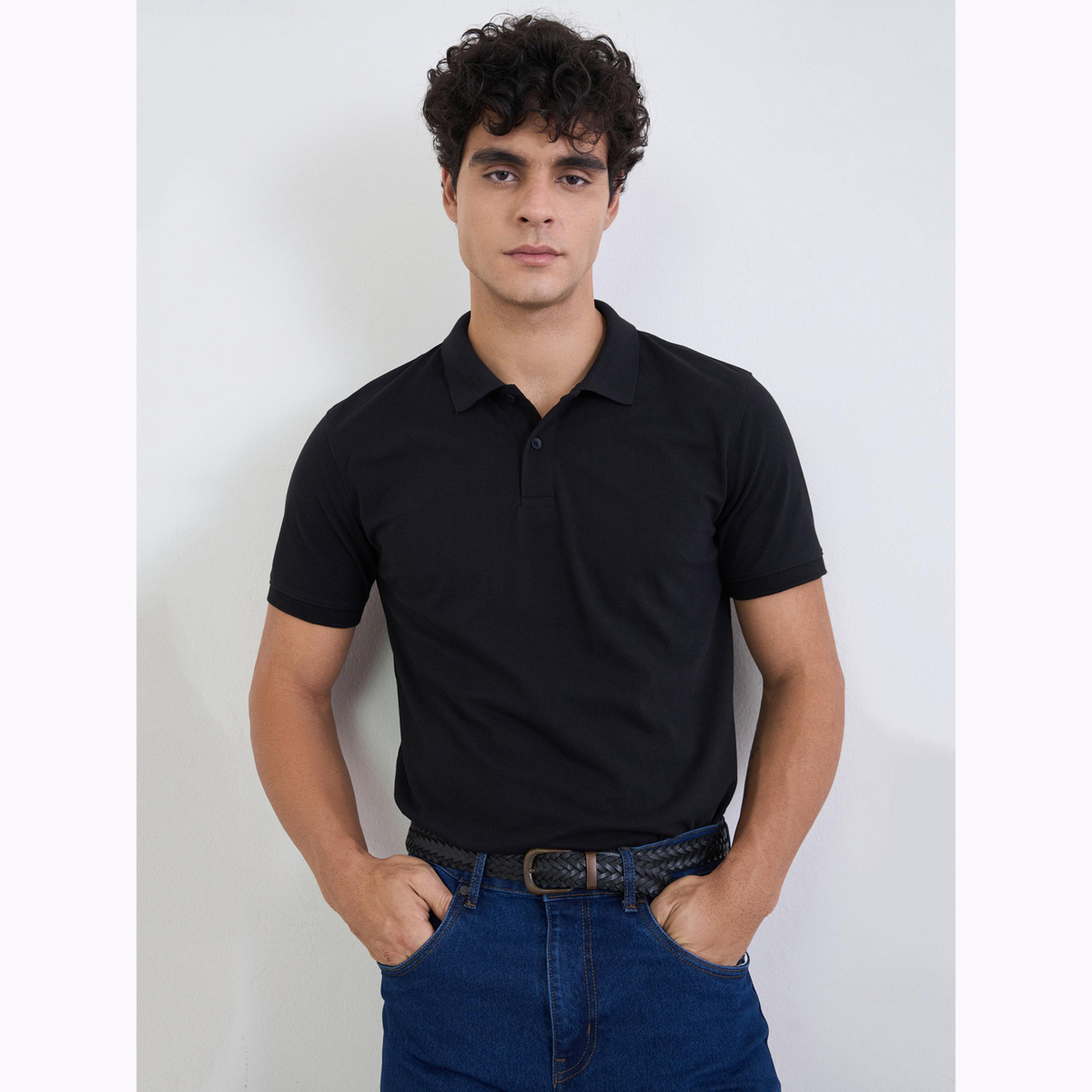 قميص بولو بيكيه سادة وبقصة عادية مع ياقة مضلعة للرجال-men-clothing-tshirtsandpolos-polos-image-1