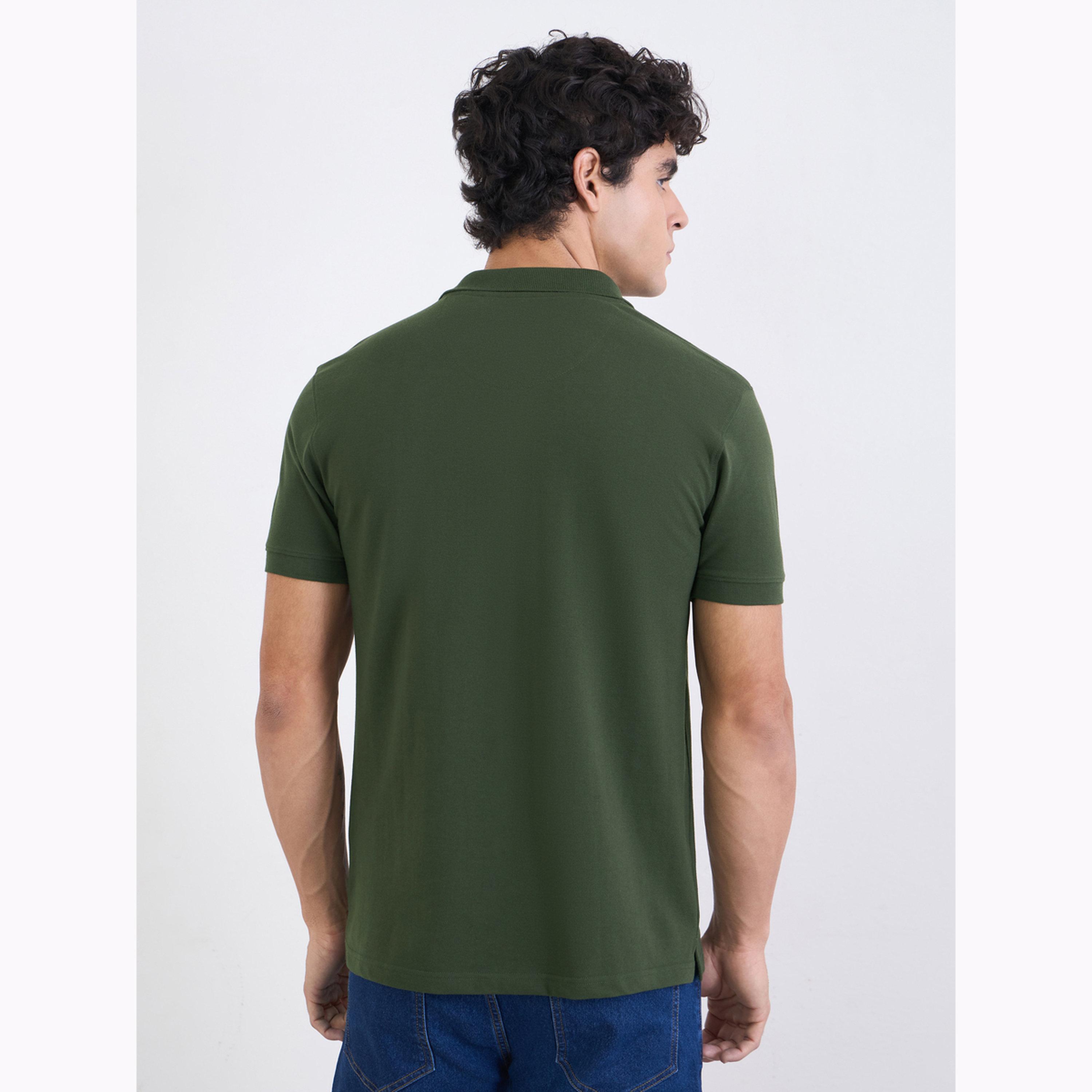 قميص بولو بيكيه سادة وبقصة عادية مع ياقة مضلعة للرجال-men-clothing-tshirtsandpolos-polos-image-4