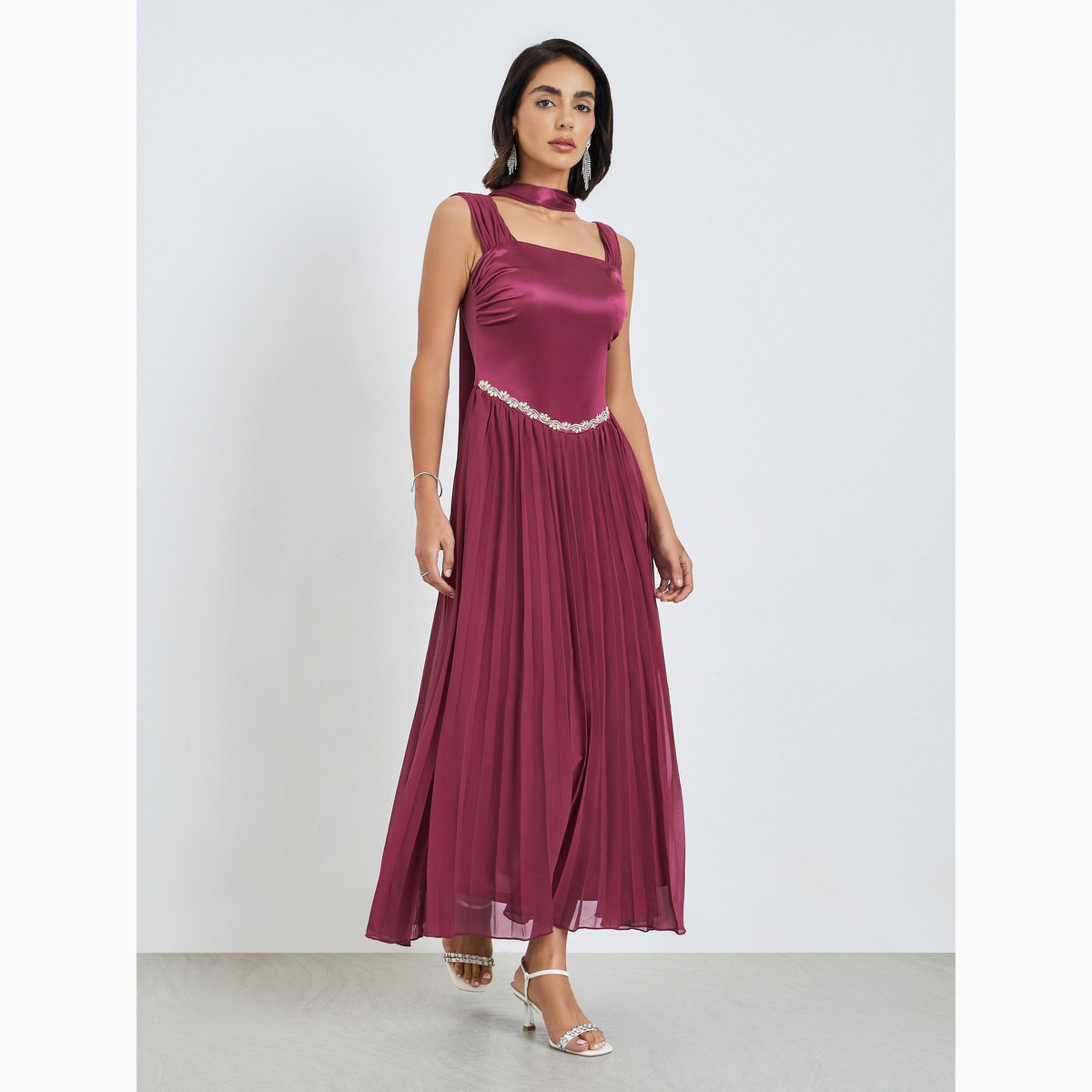 فستان طويل مزين بتفاصيل وشاح-women-clothing-dresses-image-3