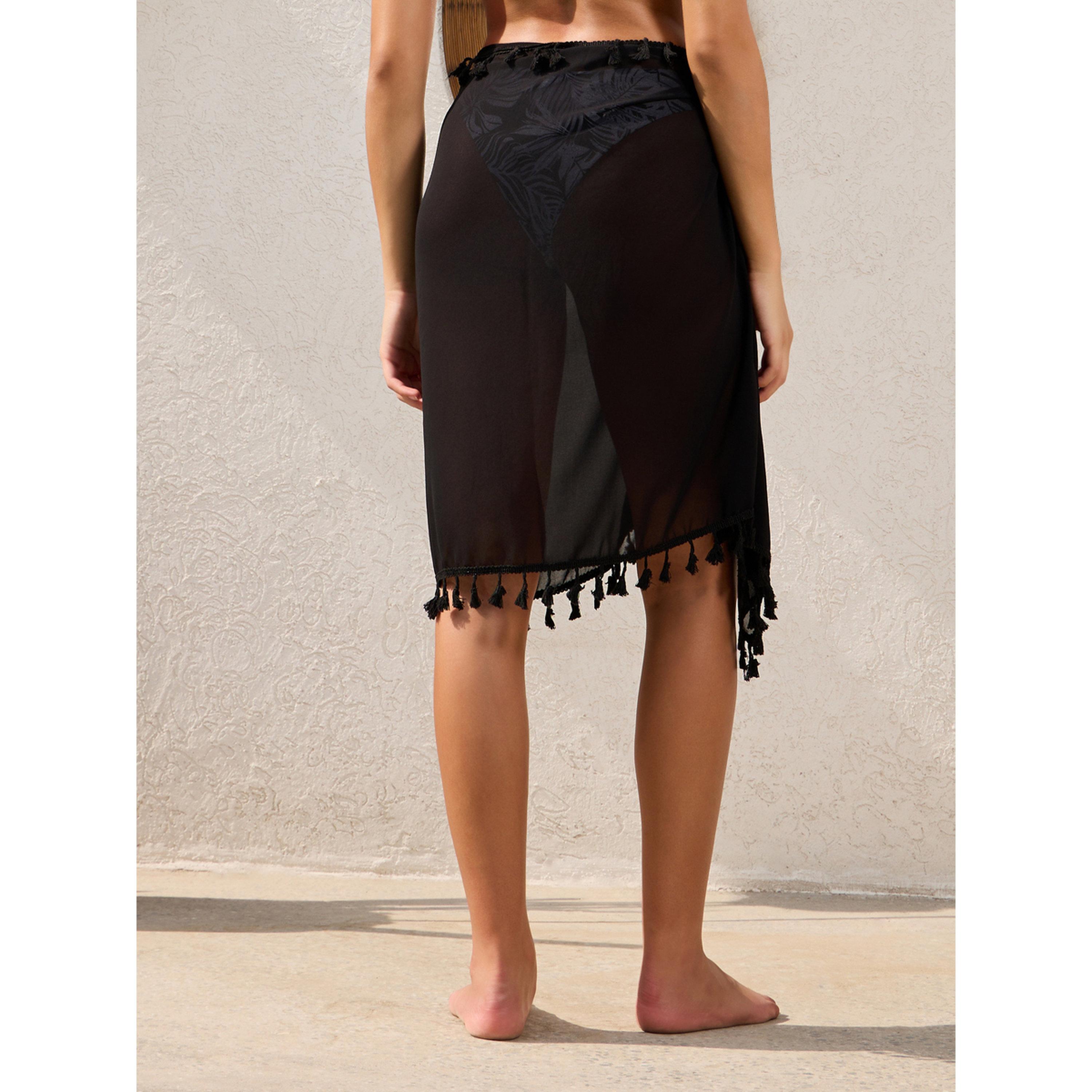 سارونج قصير بحافة شرابات-women-clothing-swimandbeach-beach-beachwear-image-3