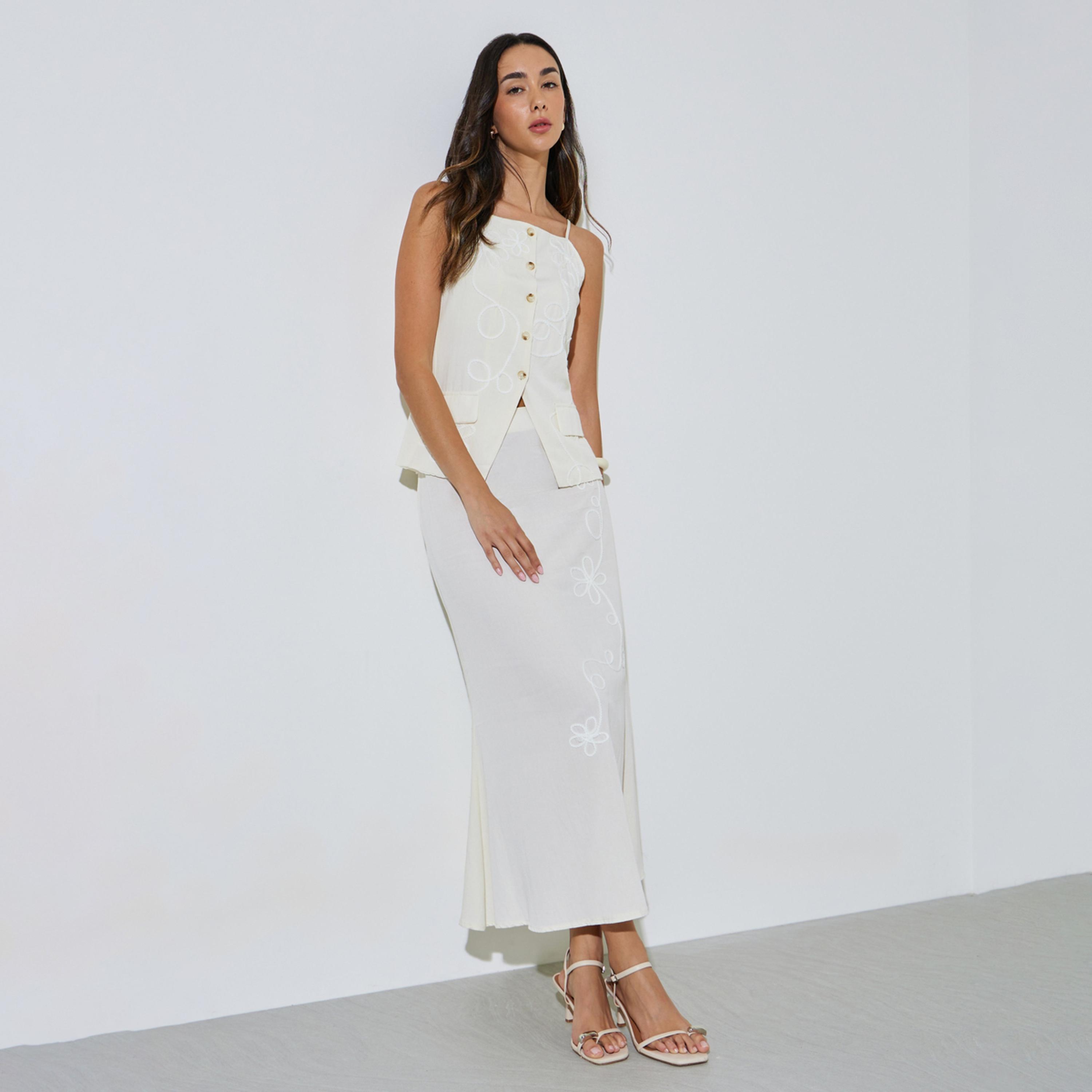 تنورة طويلة بحافة واسعة ومطرزة-women-clothing-bottoms-skirts-image-2