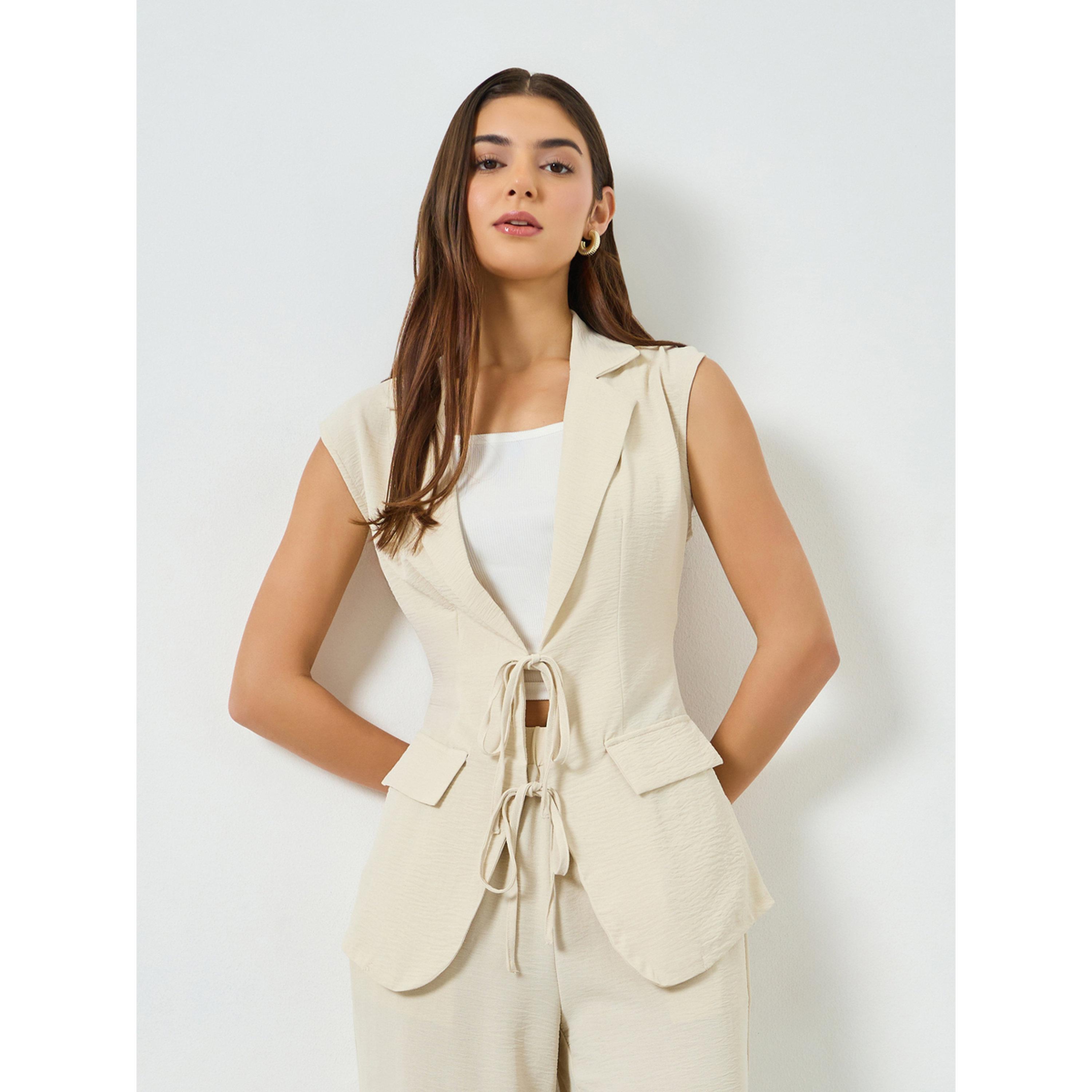 طقم منسق من بنطال وفيست بخصر ورباط-women-clothing-coordsets-image-2