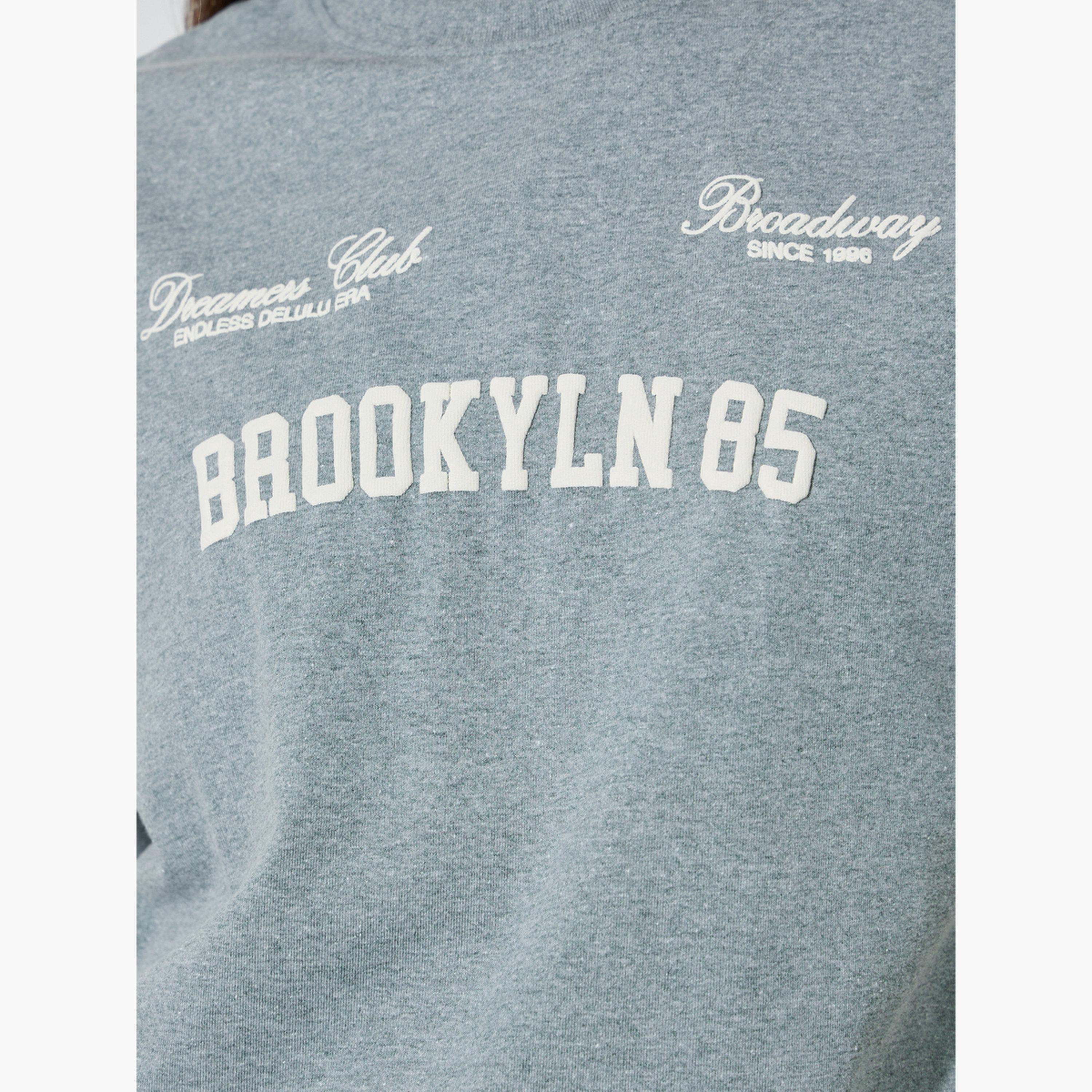 تيشيرت طويل بطبعة بارزة-women-clothing-tshirts-image-6