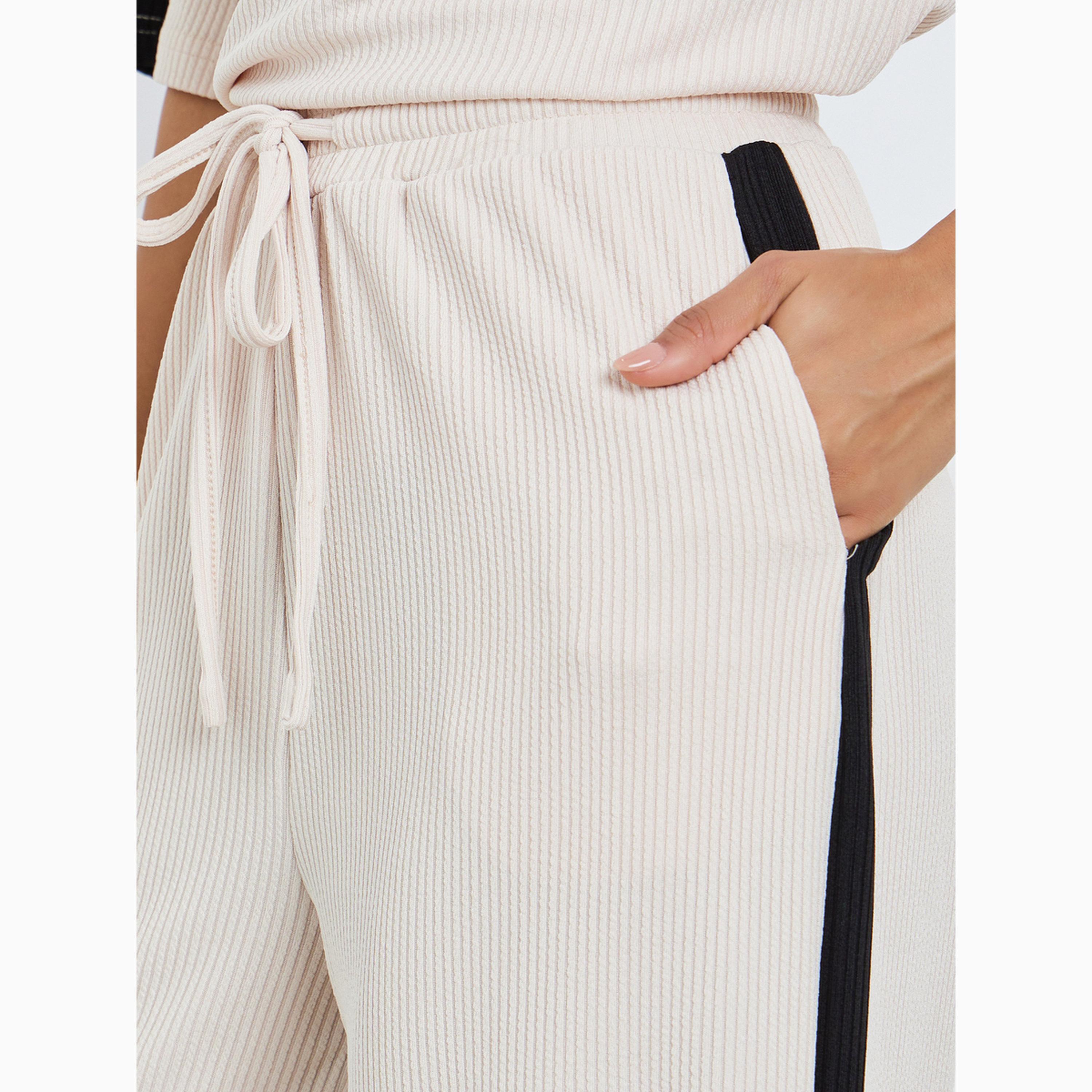 جوغر بأرجل واسعة وشريط جانبي-women-clothing-bottoms-joggers-image-3