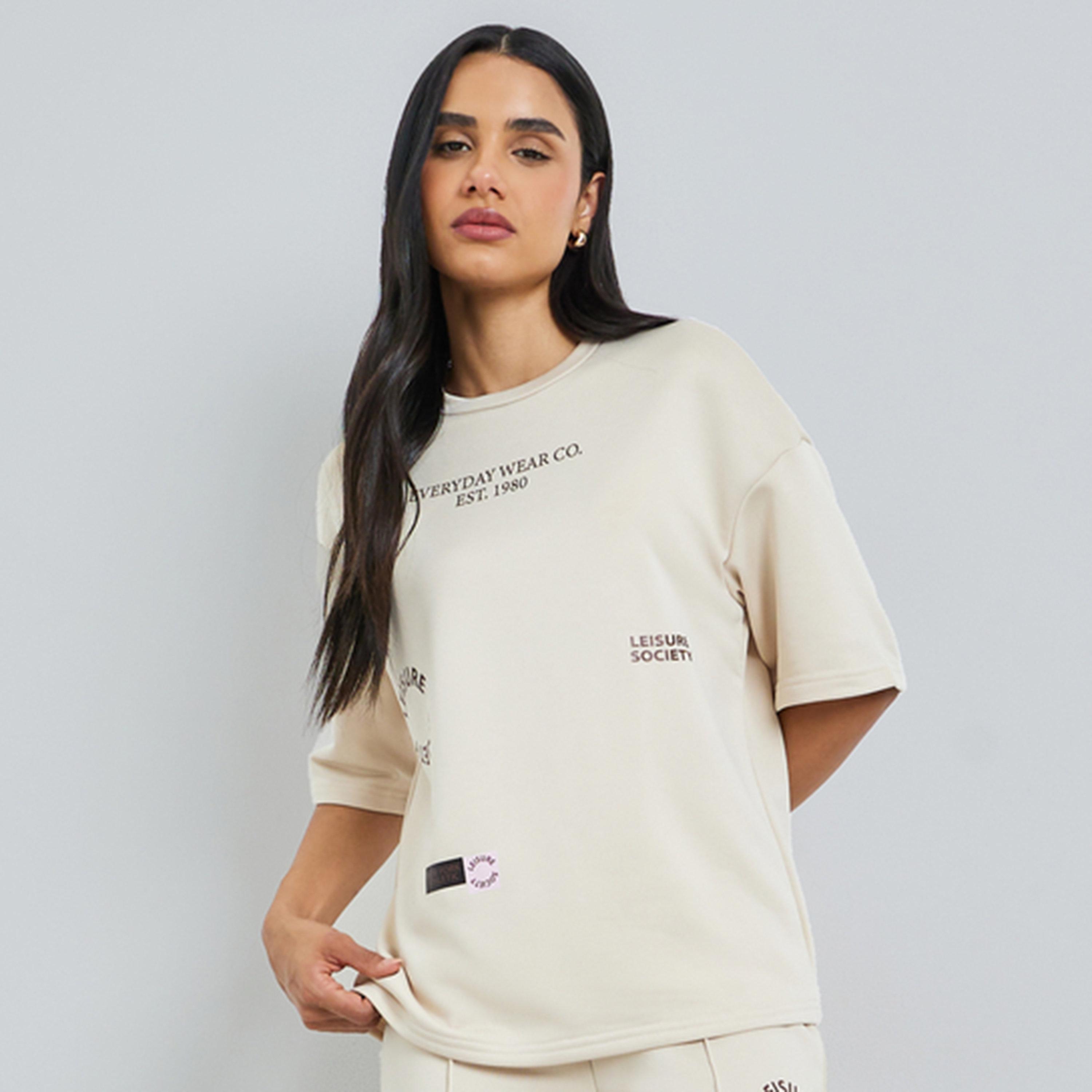 تيشيرت مقاس كبير بطبعة بارزة-women-clothing-tshirts-image-1