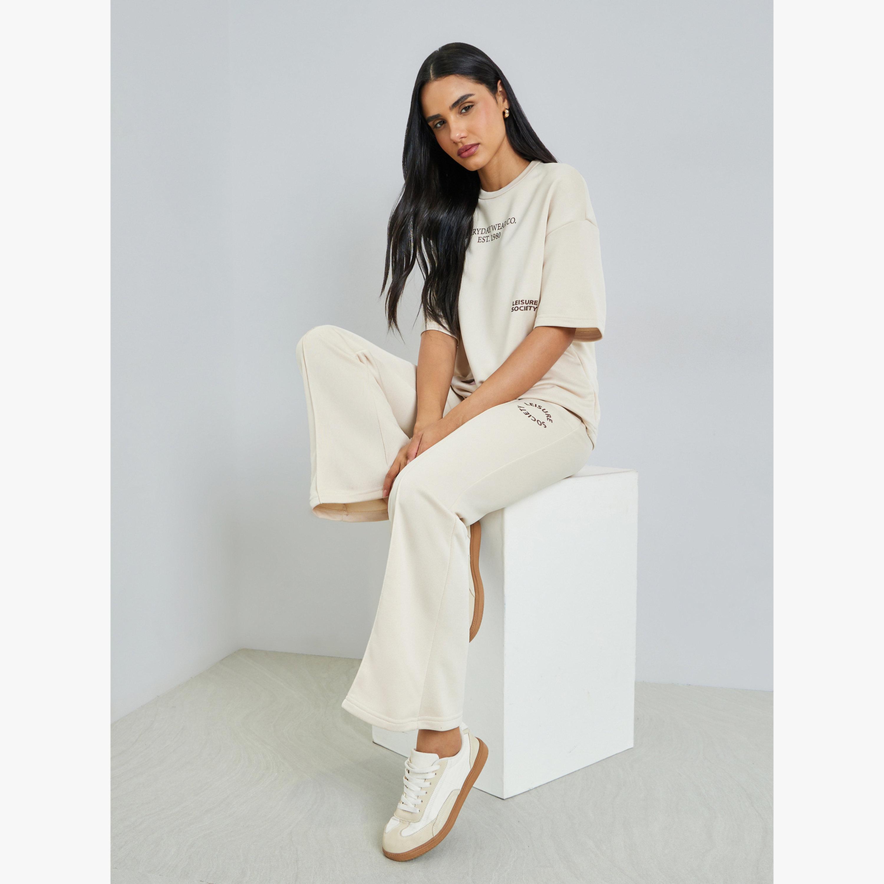 تيشيرت مقاس كبير بطبعة بارزة-women-clothing-tshirts-image-3