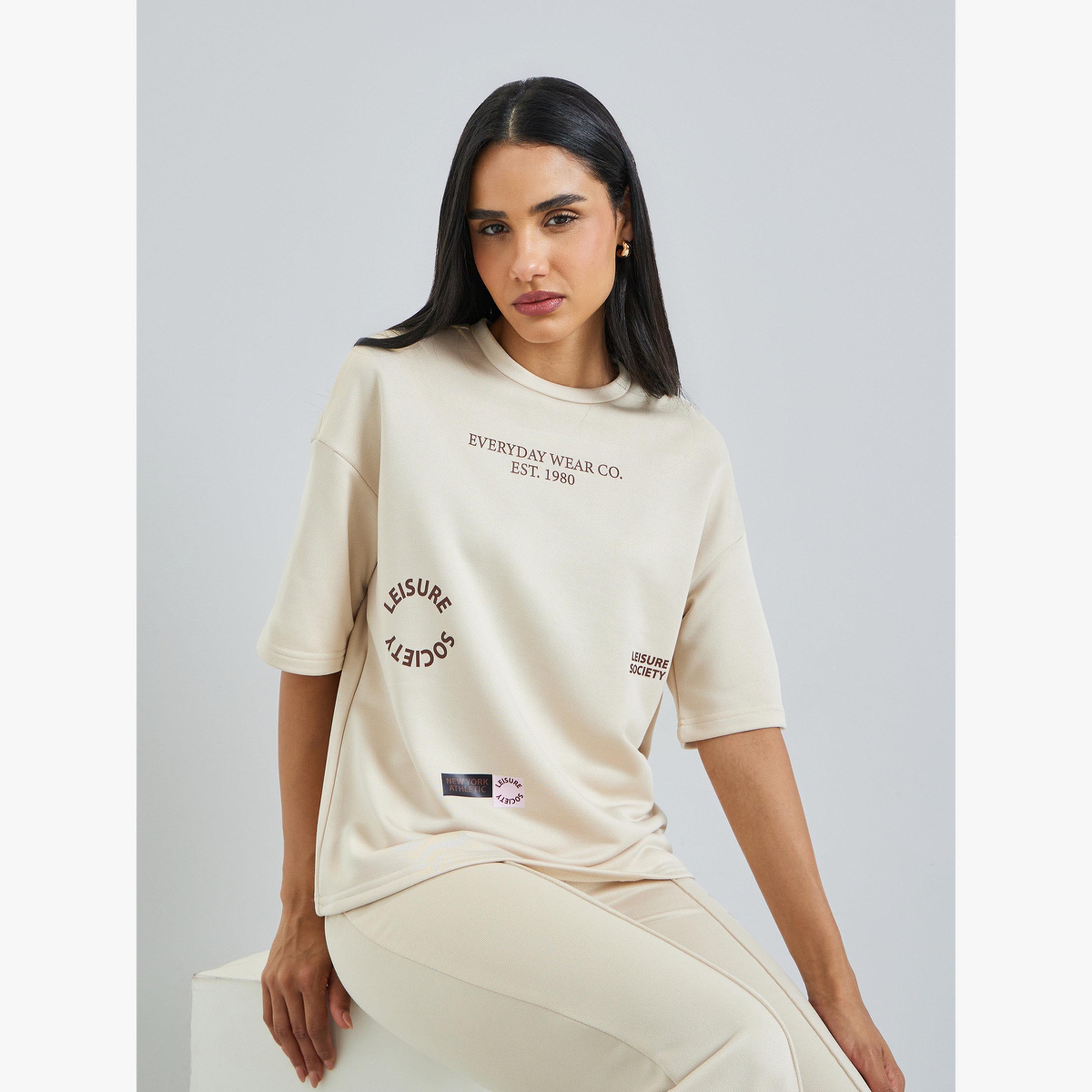 تيشيرت مقاس كبير بطبعة بارزة-women-clothing-tshirts-image-4