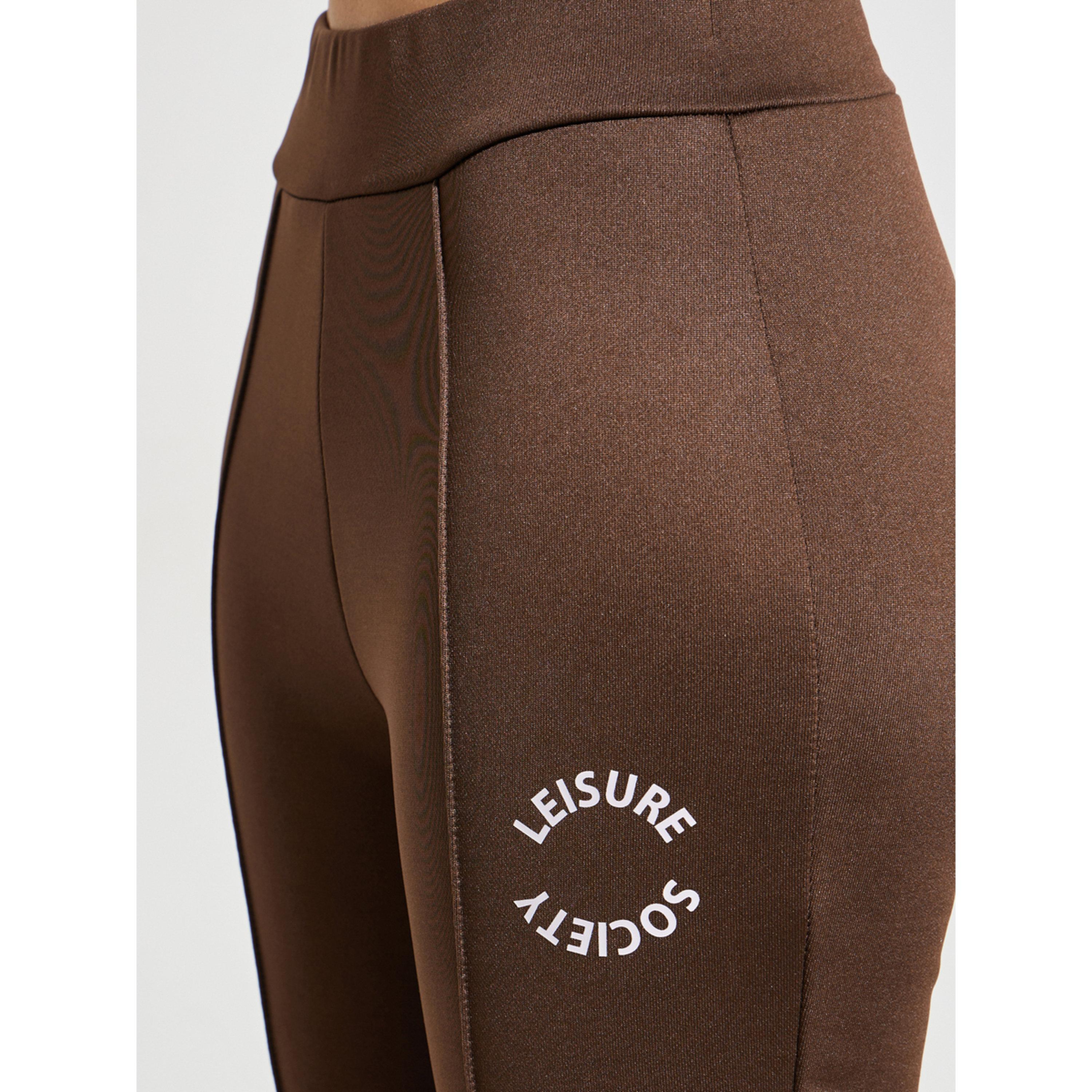 ستايلي - بنطال رياضي بني مطبوع واسع الساقين بكسرات صغيرة-women-clothing-bottoms-joggers-image-3