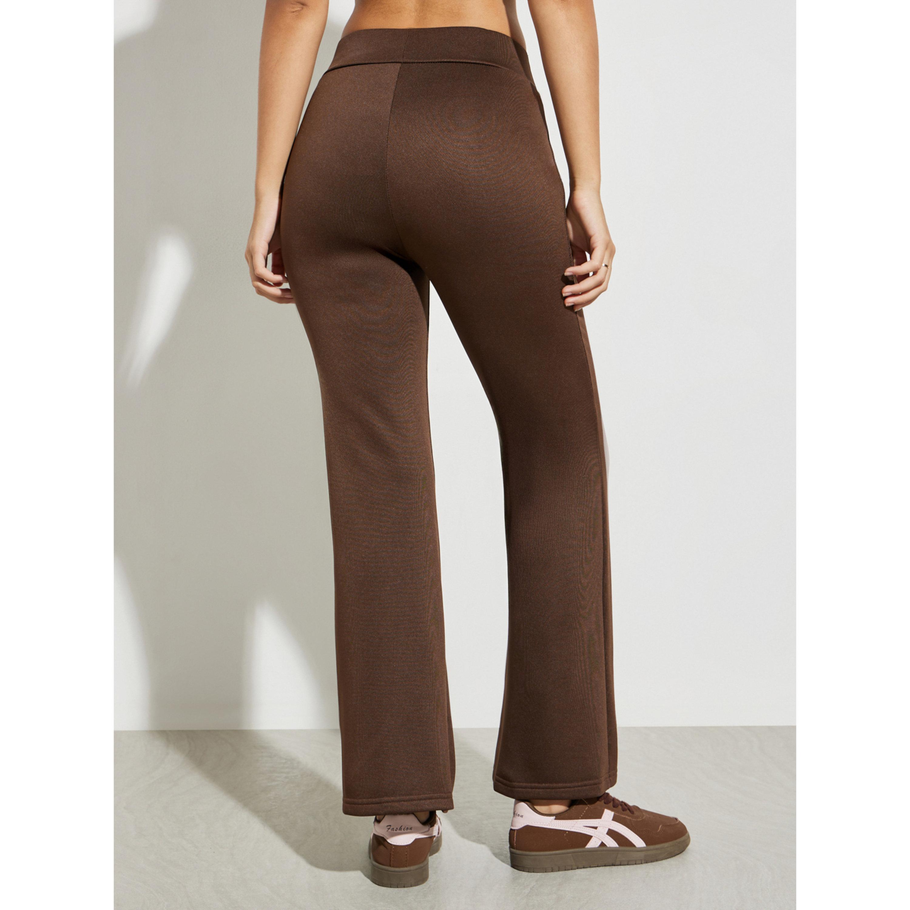 ستايلي - بنطال رياضي بني مطبوع واسع الساقين بكسرات صغيرة-women-clothing-bottoms-joggers-image-4