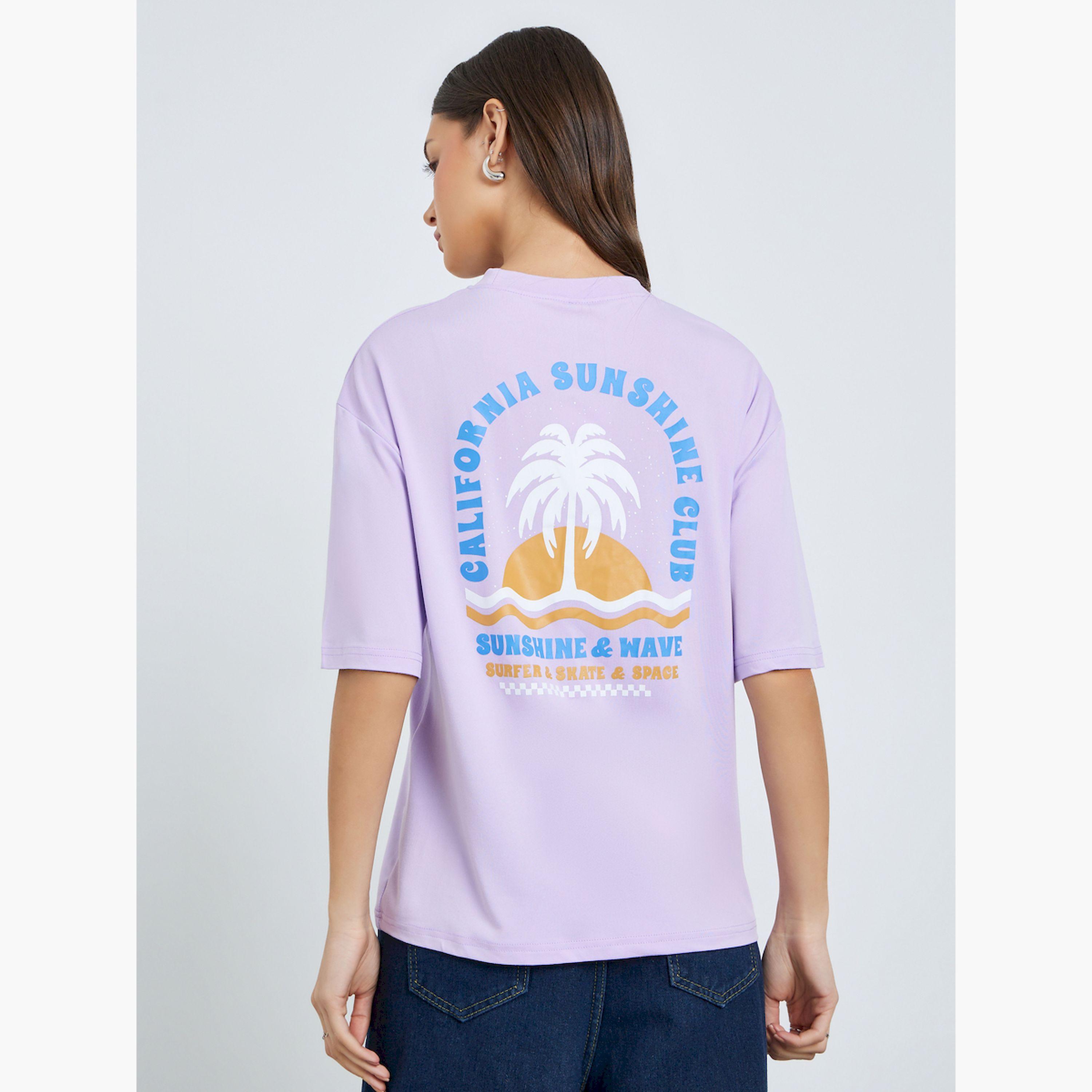 تيشيرت واسع بطبعة جرافيك-women-clothing-tshirts-image-4