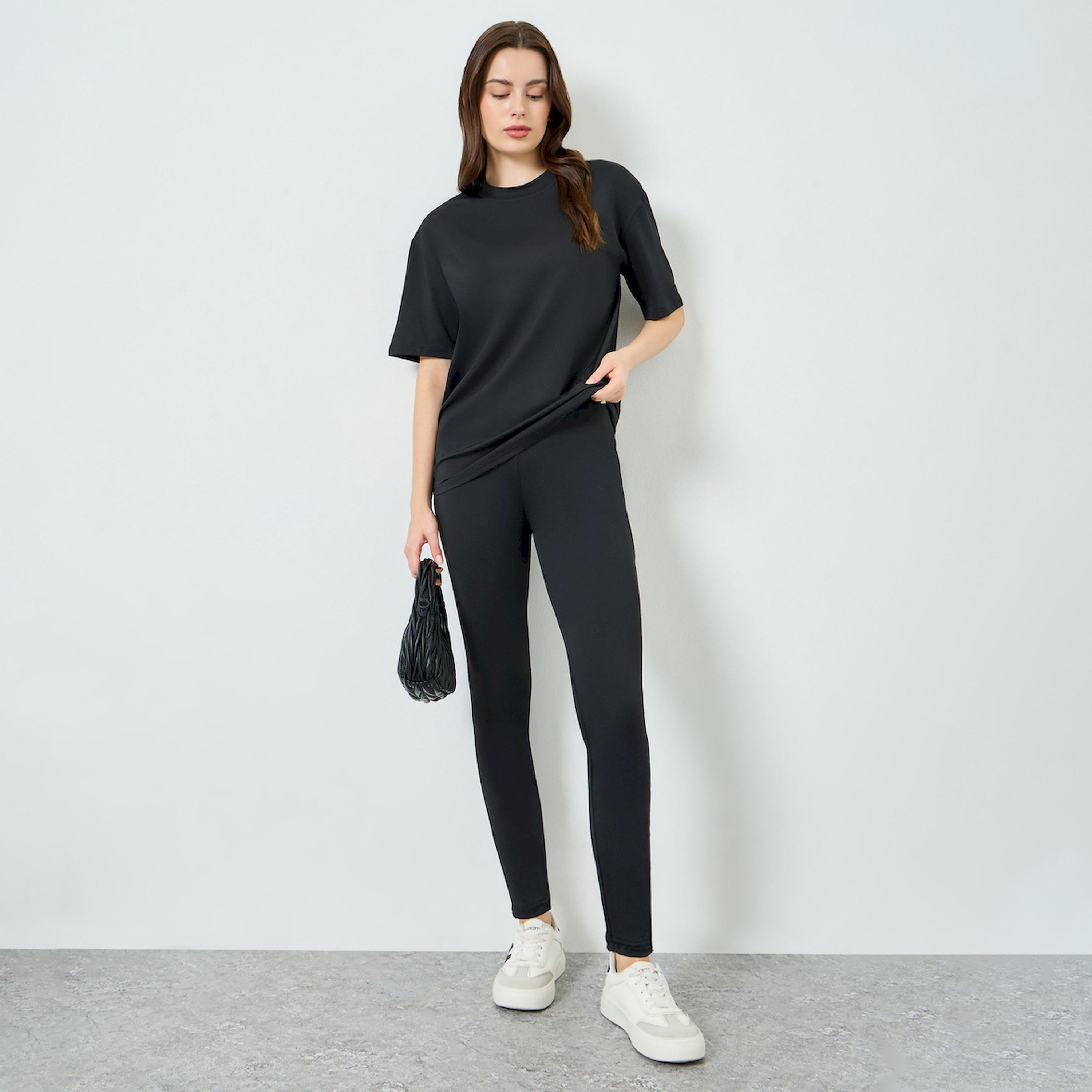Styli Black Oversized T-Shirt and Leggings Co-ords-women-clothing-coordsets-image-1