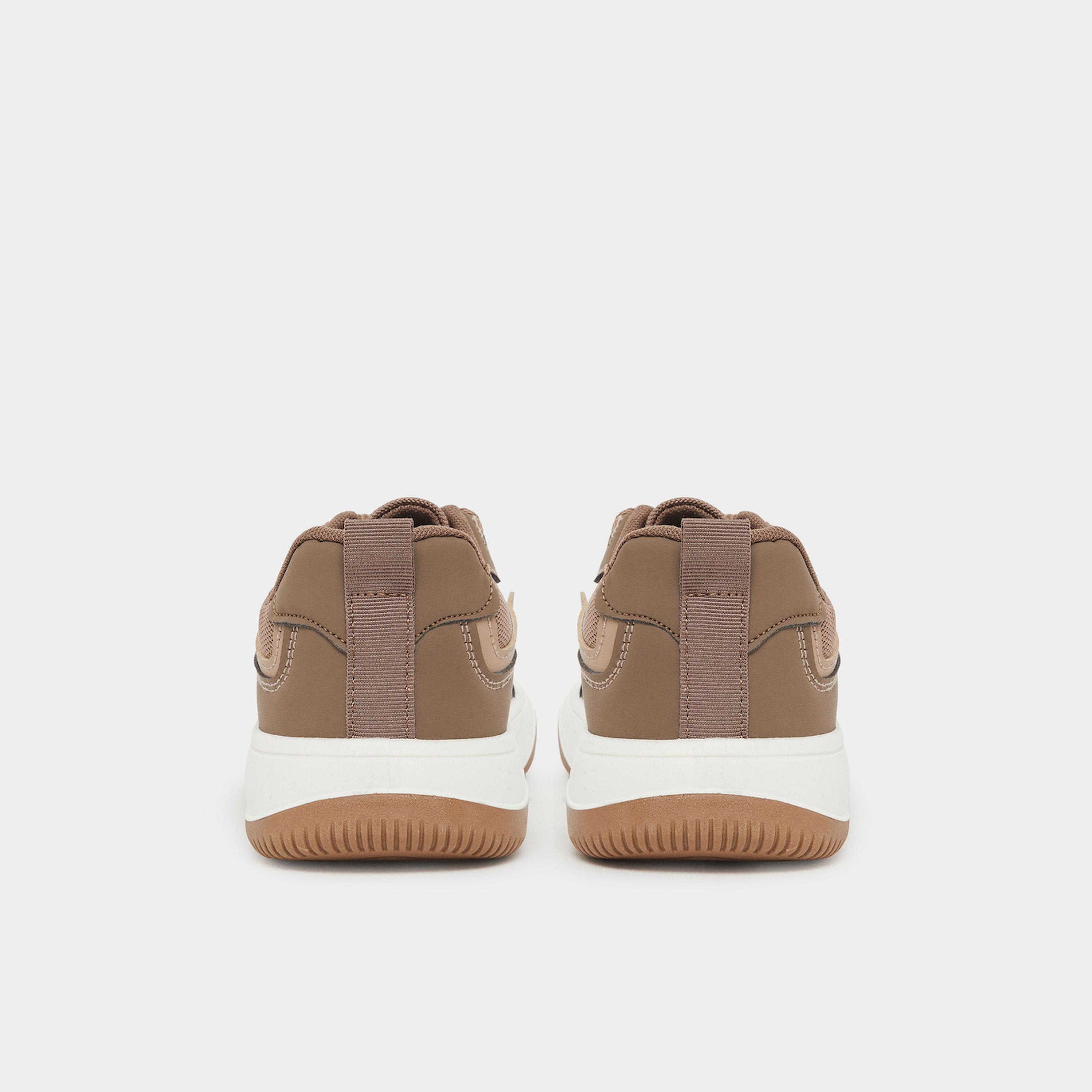 حذاء سنيكرز مزين بألواح ورباط غلق-sports-men-shoes-image-5