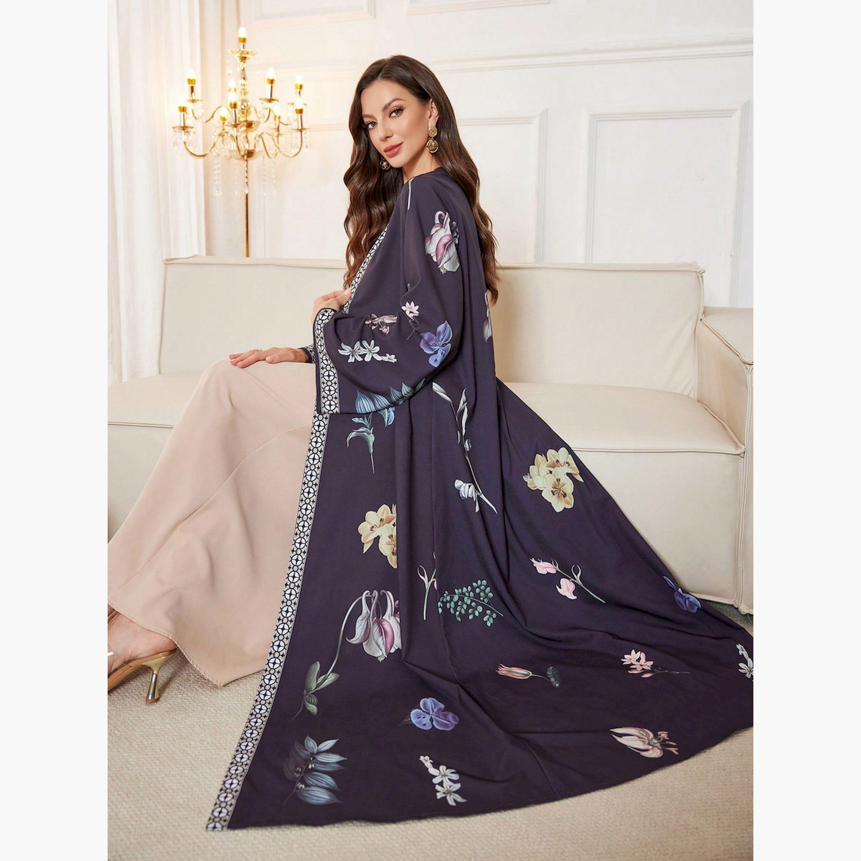 عباية مفتوحة من الأمام بطبعة زهور وتفاصيل متباينة-women-arabicclothing-abayas-image-3