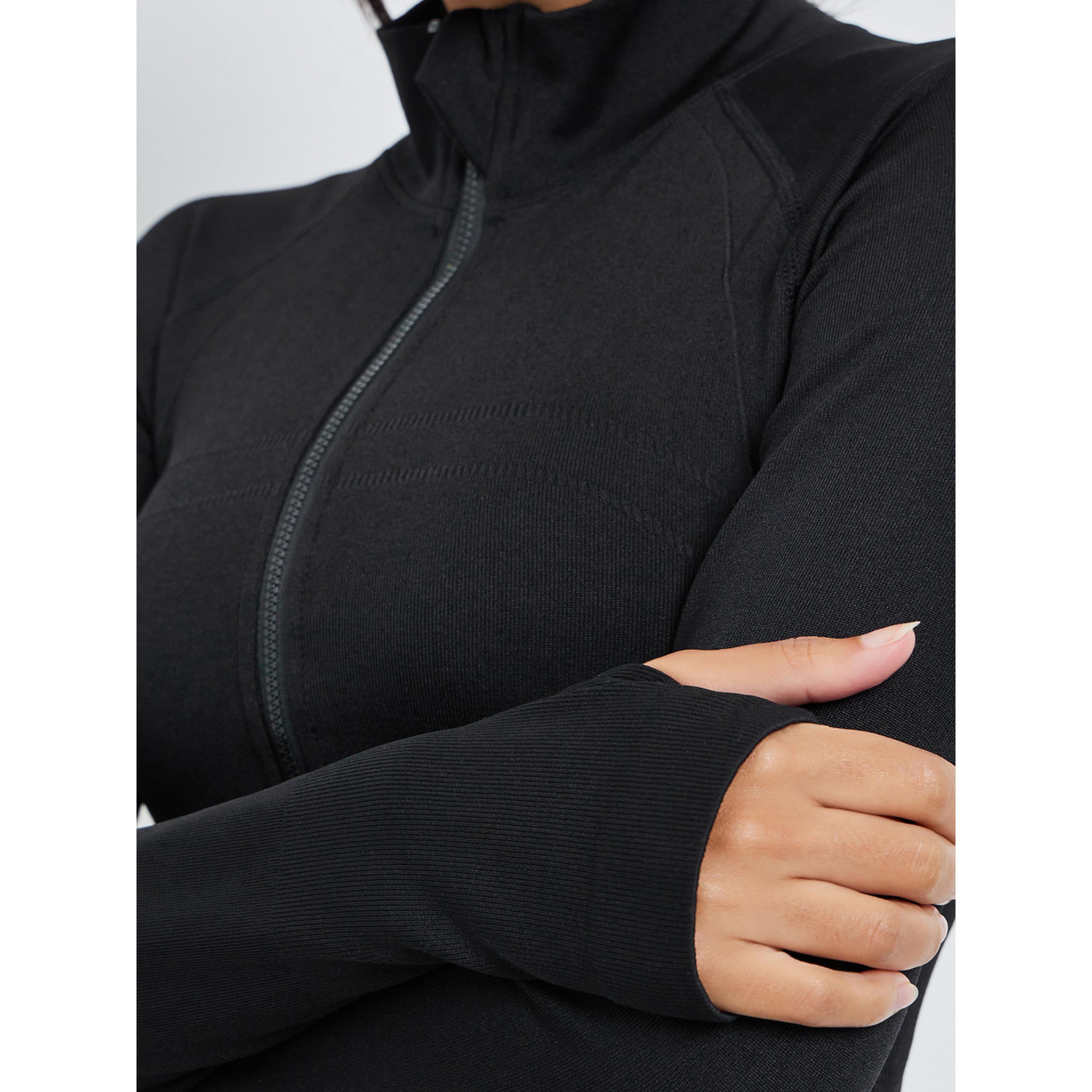 جاكيت بتفاصيل درزات بارزة وحافة منحنية وسحاب كامل-women-clothing-sportswearandactivewear-coatsandjackets-jackets-image-6