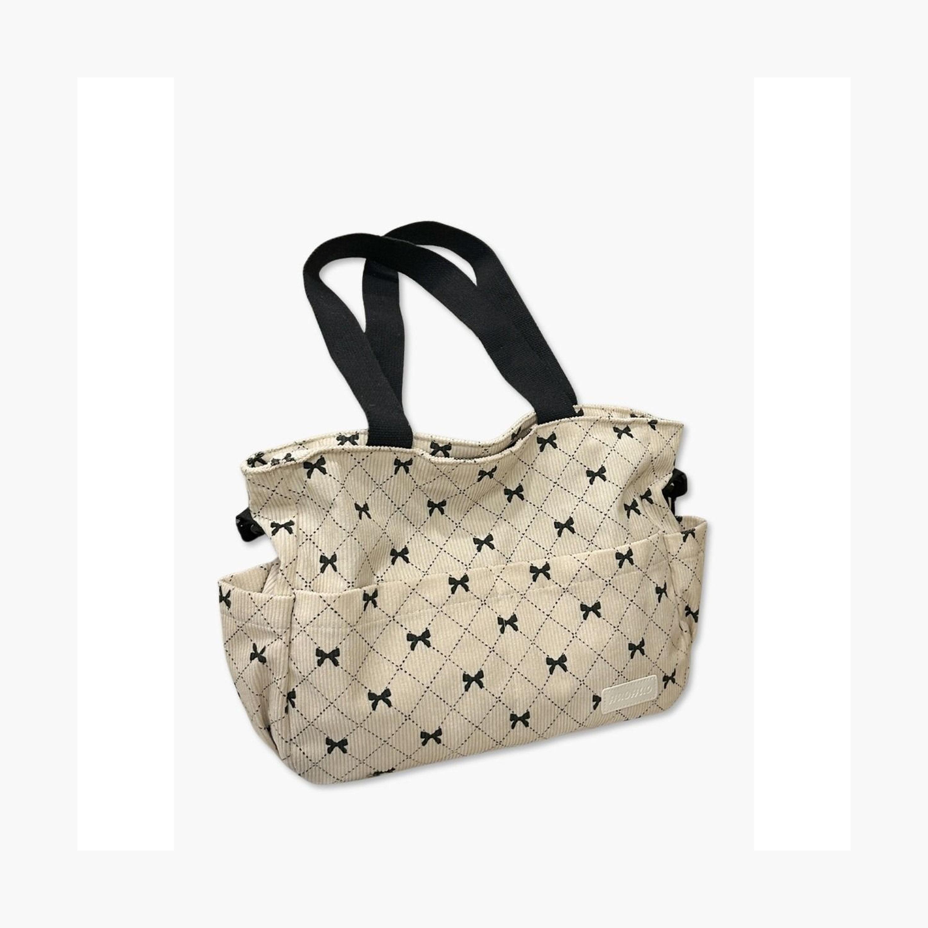 شنطة كتف بحزام مزدوج ونقشة فيونكة-women-bagsandwallets-handbags-image-6