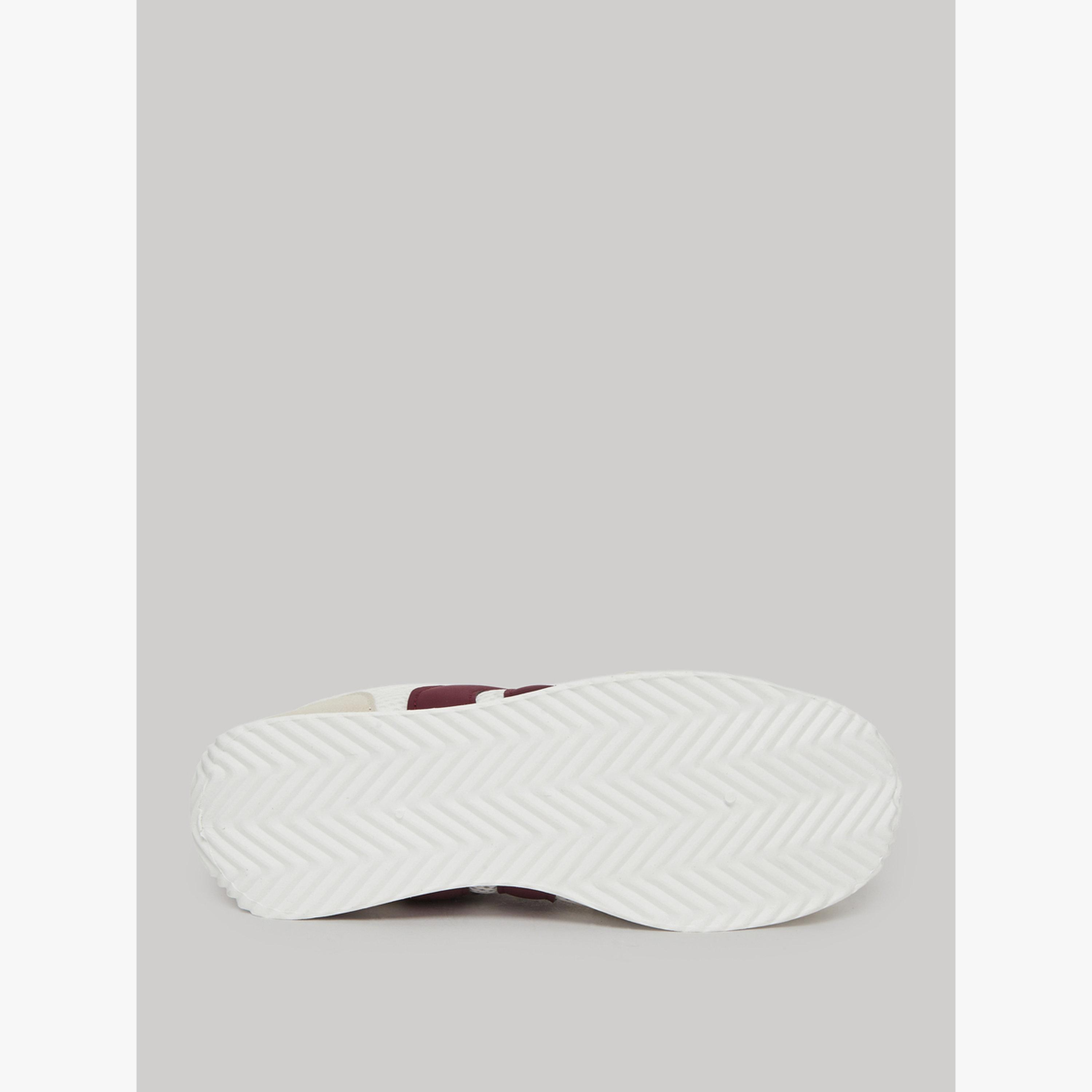 حذاء رياضي مخطط برباط وأجزاء متداخلة-women-shoes-sneakers-image-6