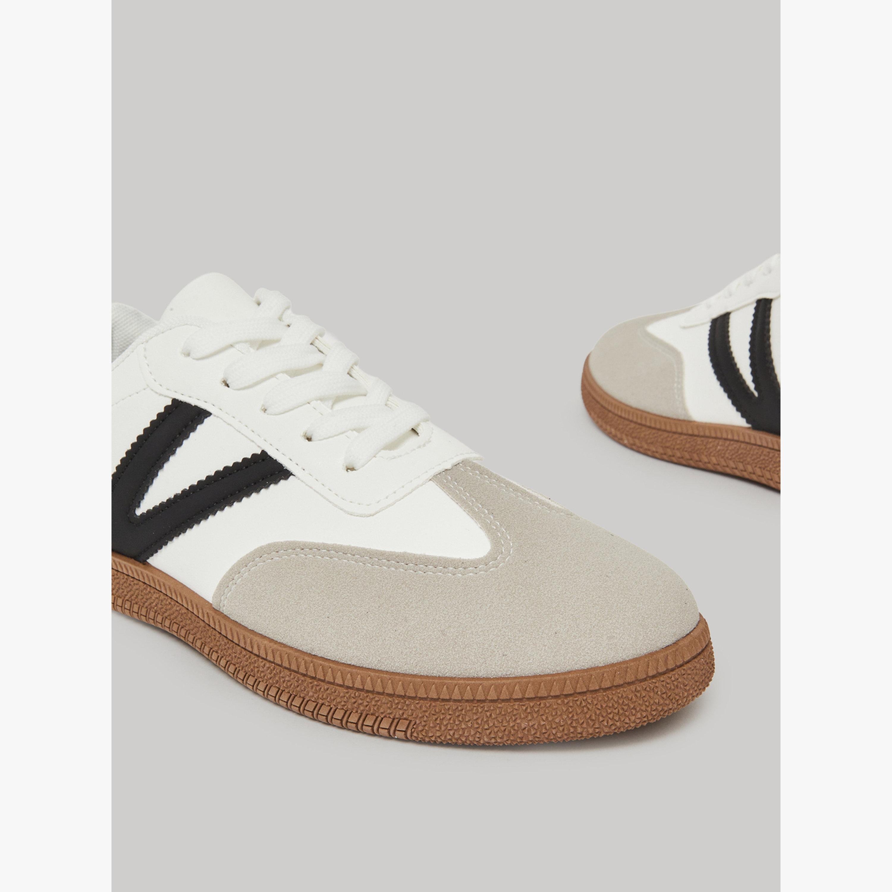 حذاء رياضي برباط وأجزاء متداخلة-women-shoes-sneakers-image-4