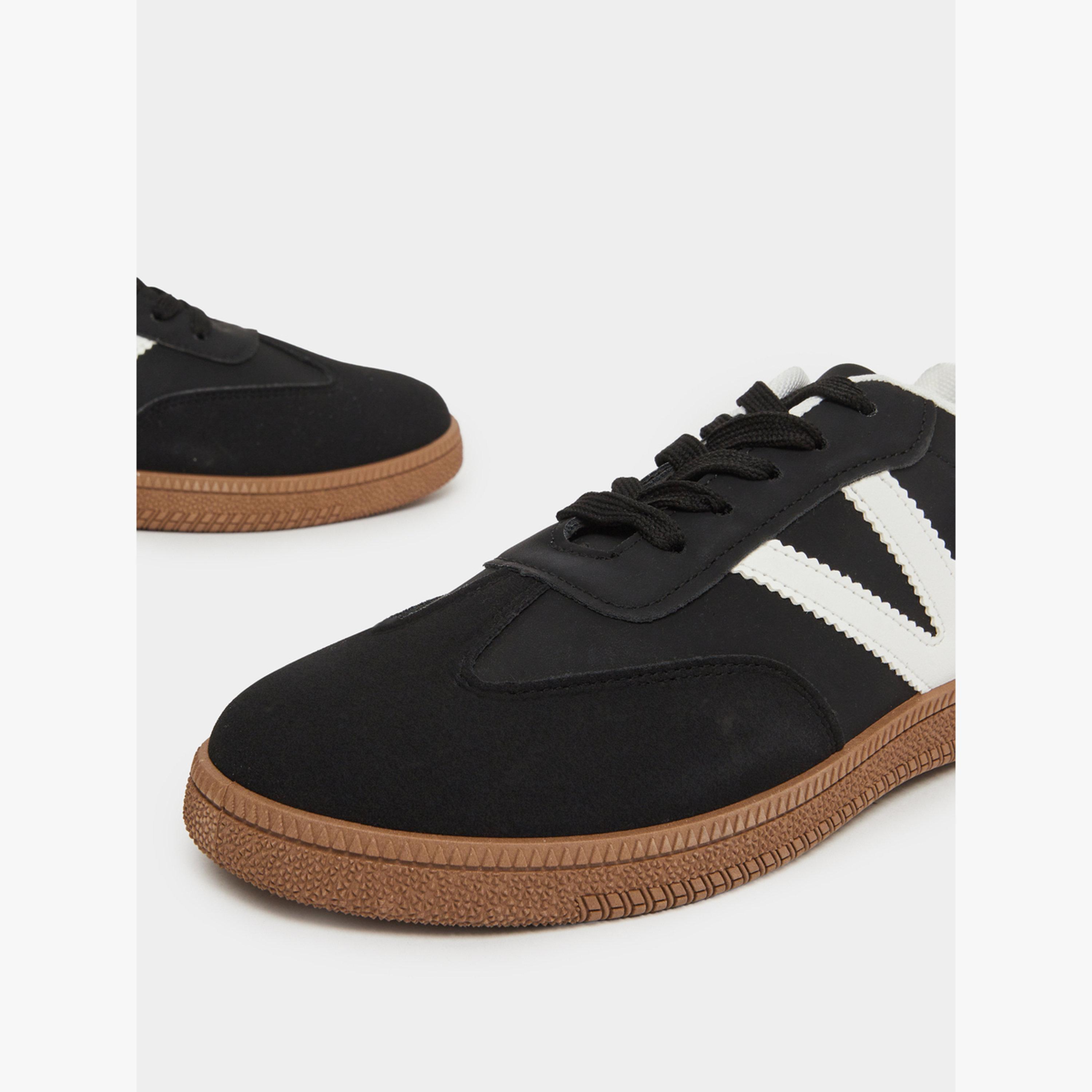 حذاء رياضي برباط وأجزاء متداخلة-women-shoes-sneakers-image-4