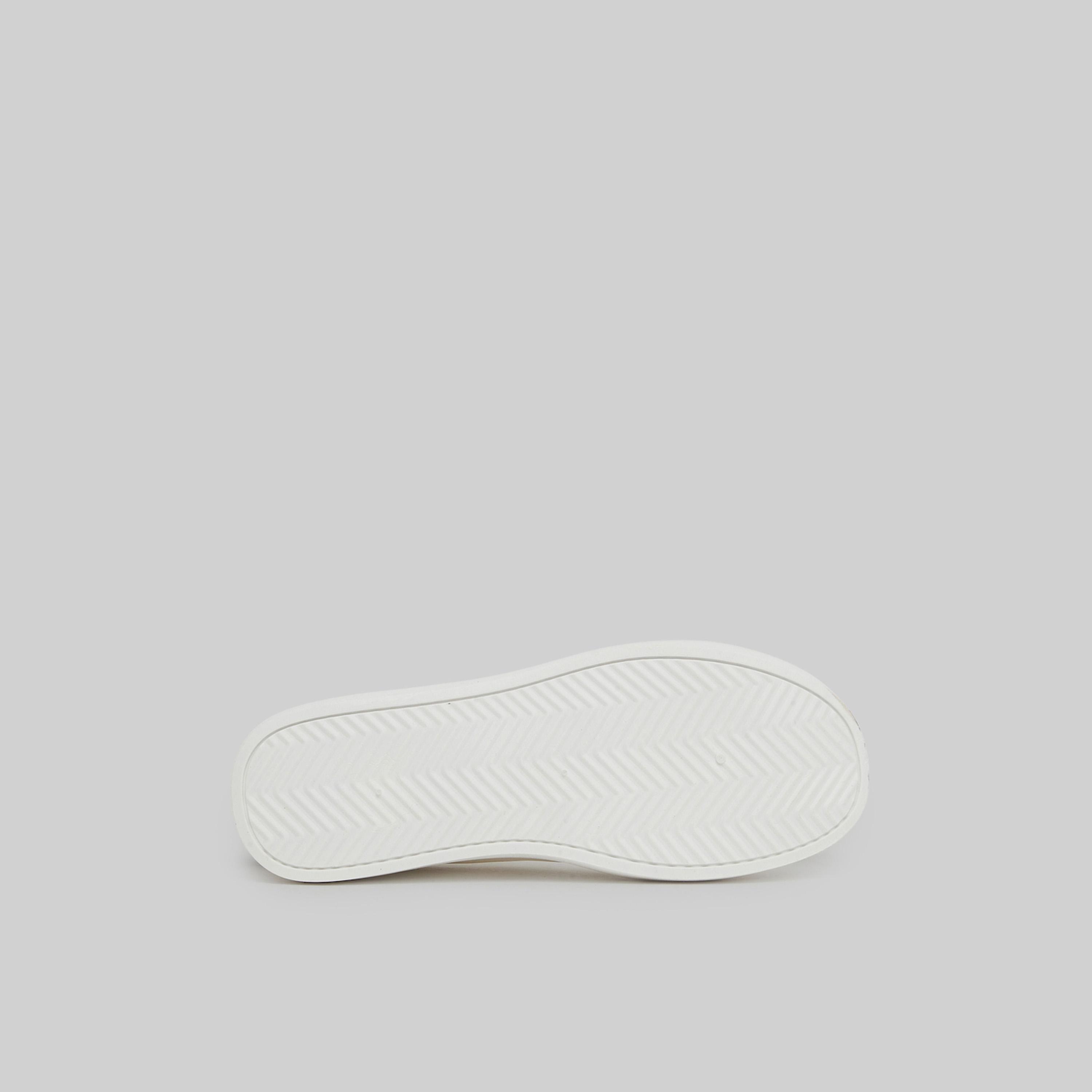 تيك تو × ستايلي - حذاء رياضي أبيض برباط-women-shoes-sneakers-image-6
