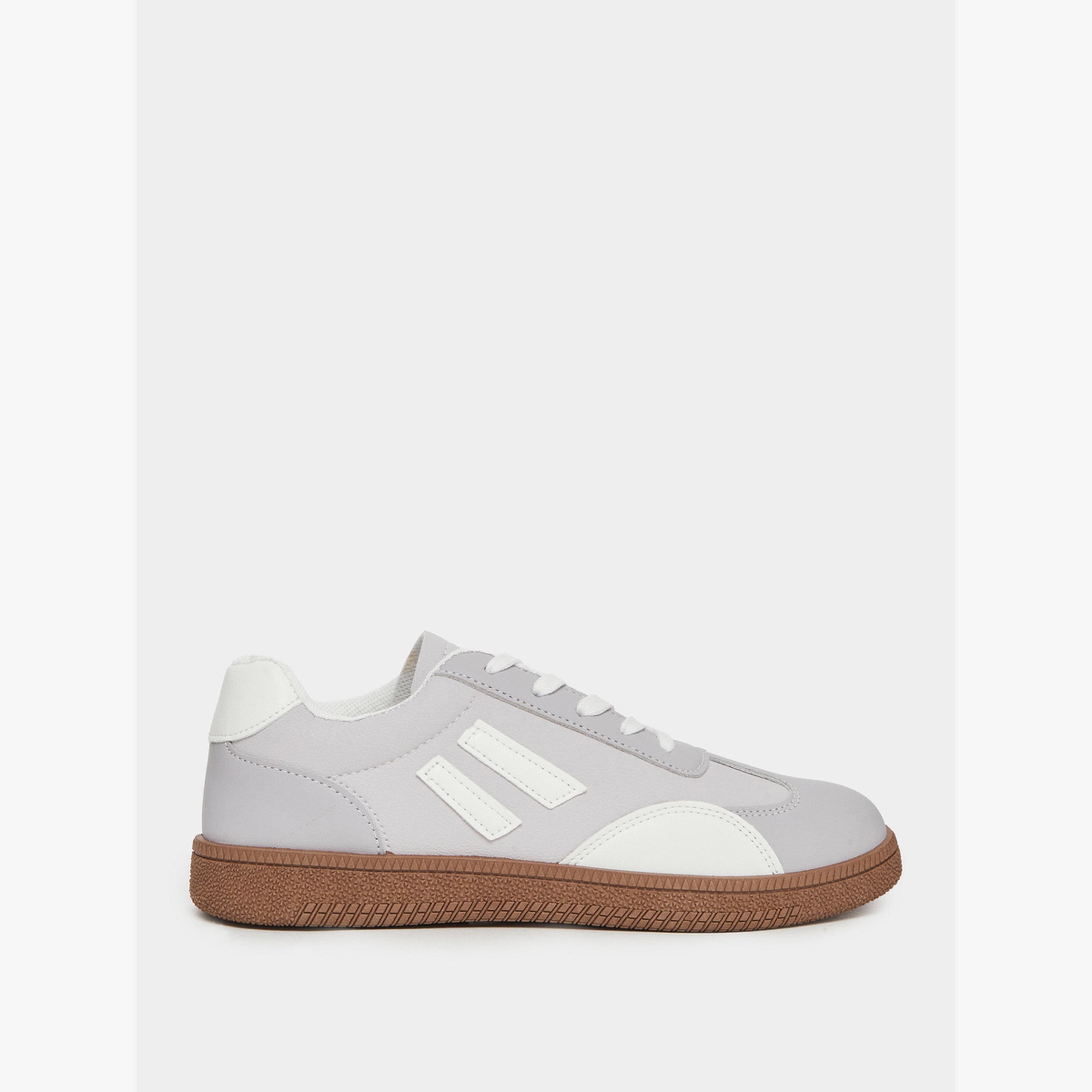 حذاء رياضي برباط ونمط كتل الالوان-sports-women-shoes-image-2
