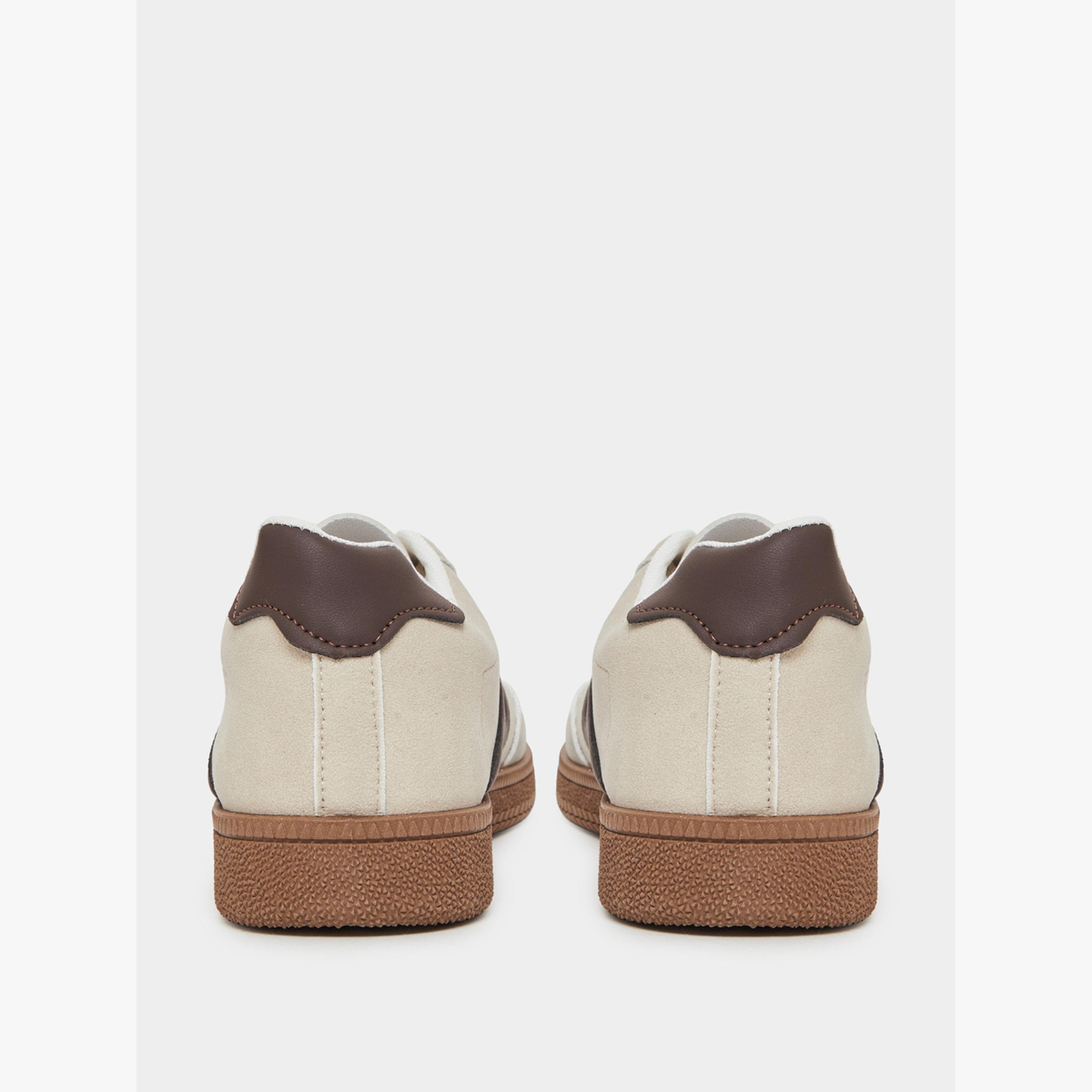 حذاء رياضي شمواه برباط وأجزاء متداخلة-women-shoes-sneakers-image-5