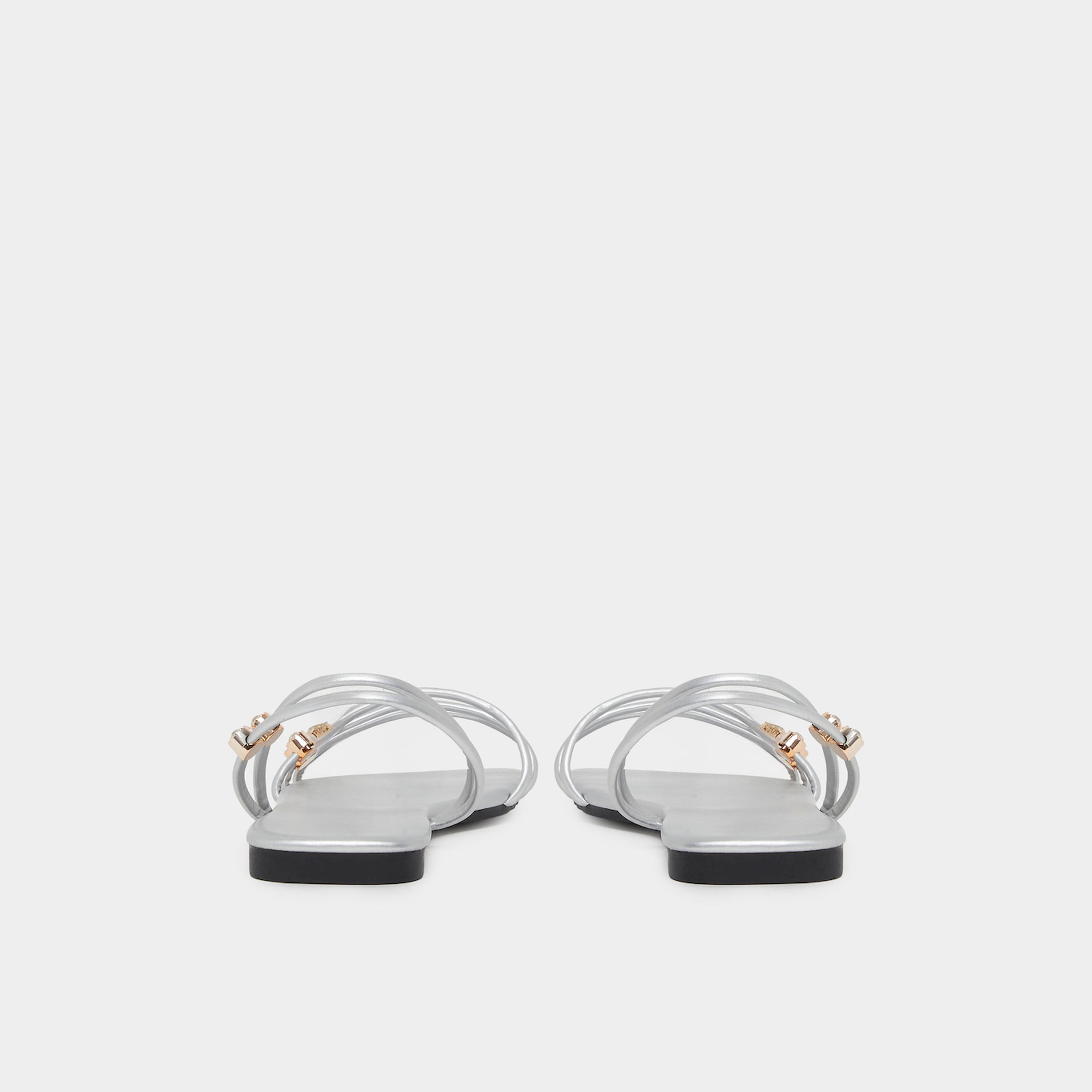 تيك تو × ستايلي - صندل مسطح مزين بأشرطة فضية-women-shoes-sandals-flats-image-4