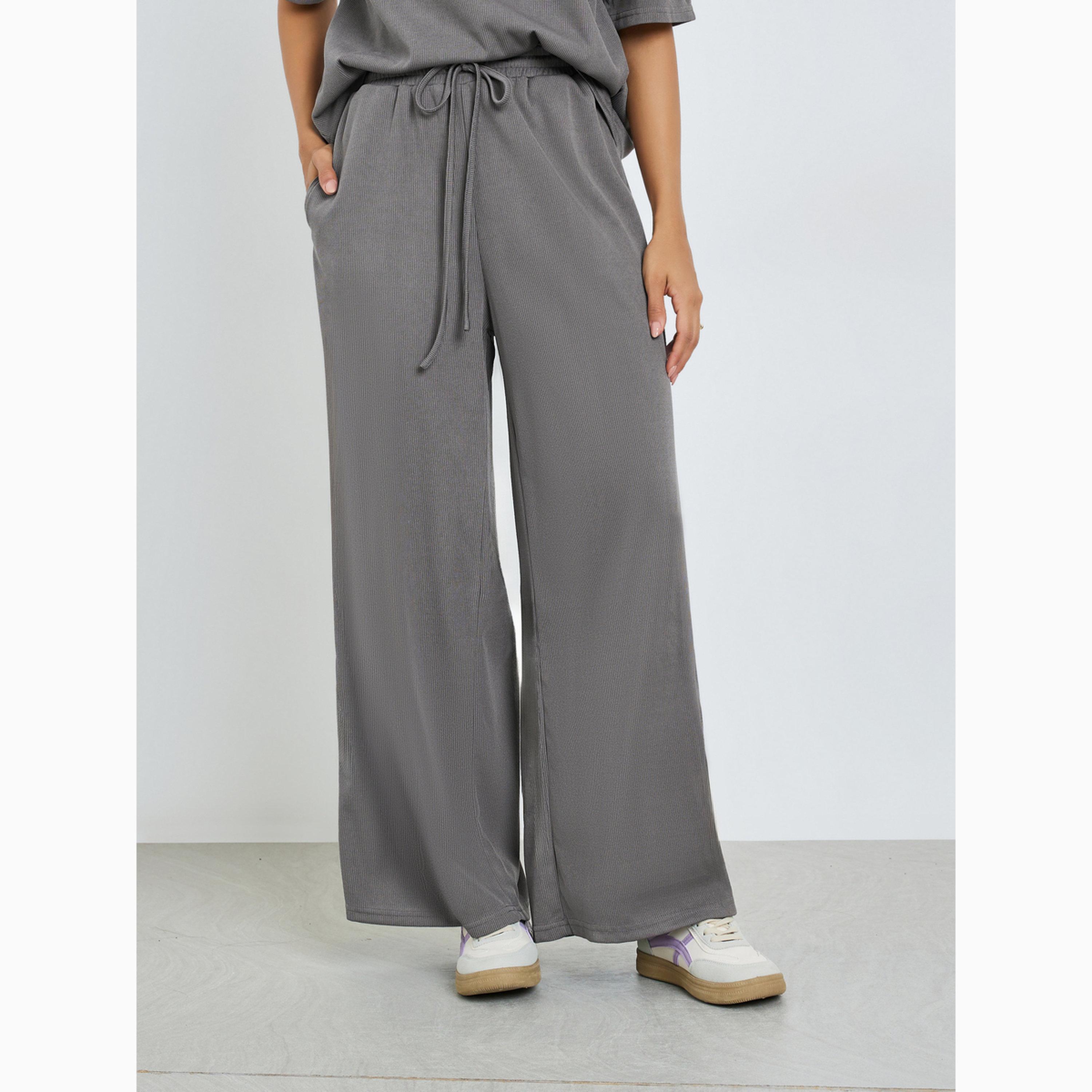 Styli Charcoal Ribbed T-Shirt and Wide Leg Joggers Co-Ords-women-clothing-coordsets-image-4