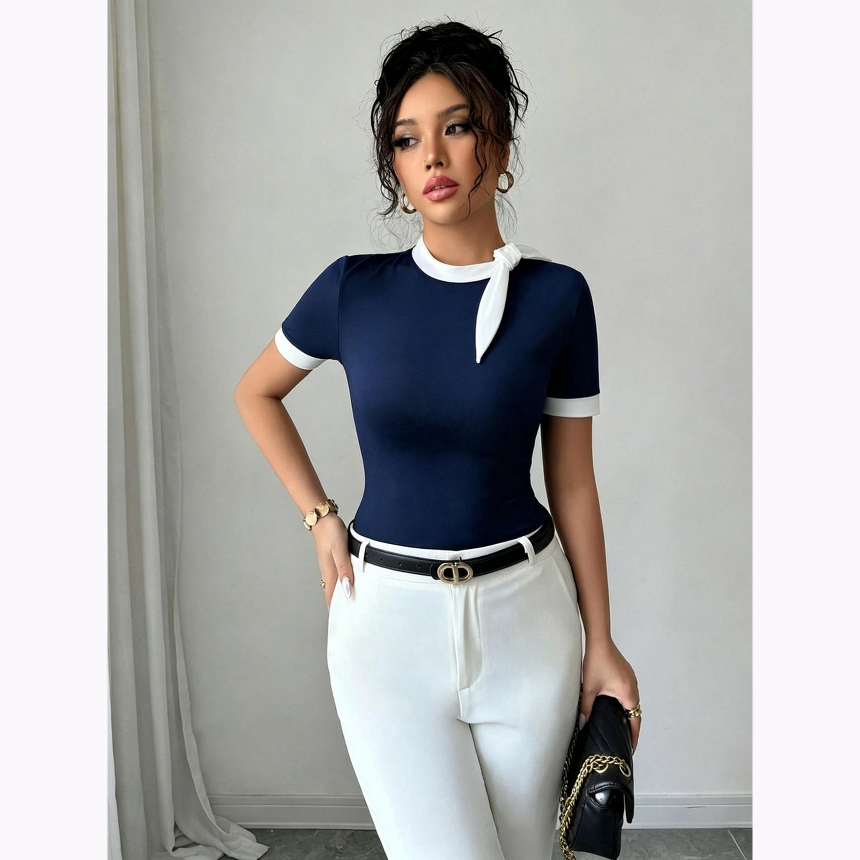 بلوزة بأكمام قصيرة وتفاصيل فيونكة-women-clothing-shirtsandblouses-blouses-image-1
