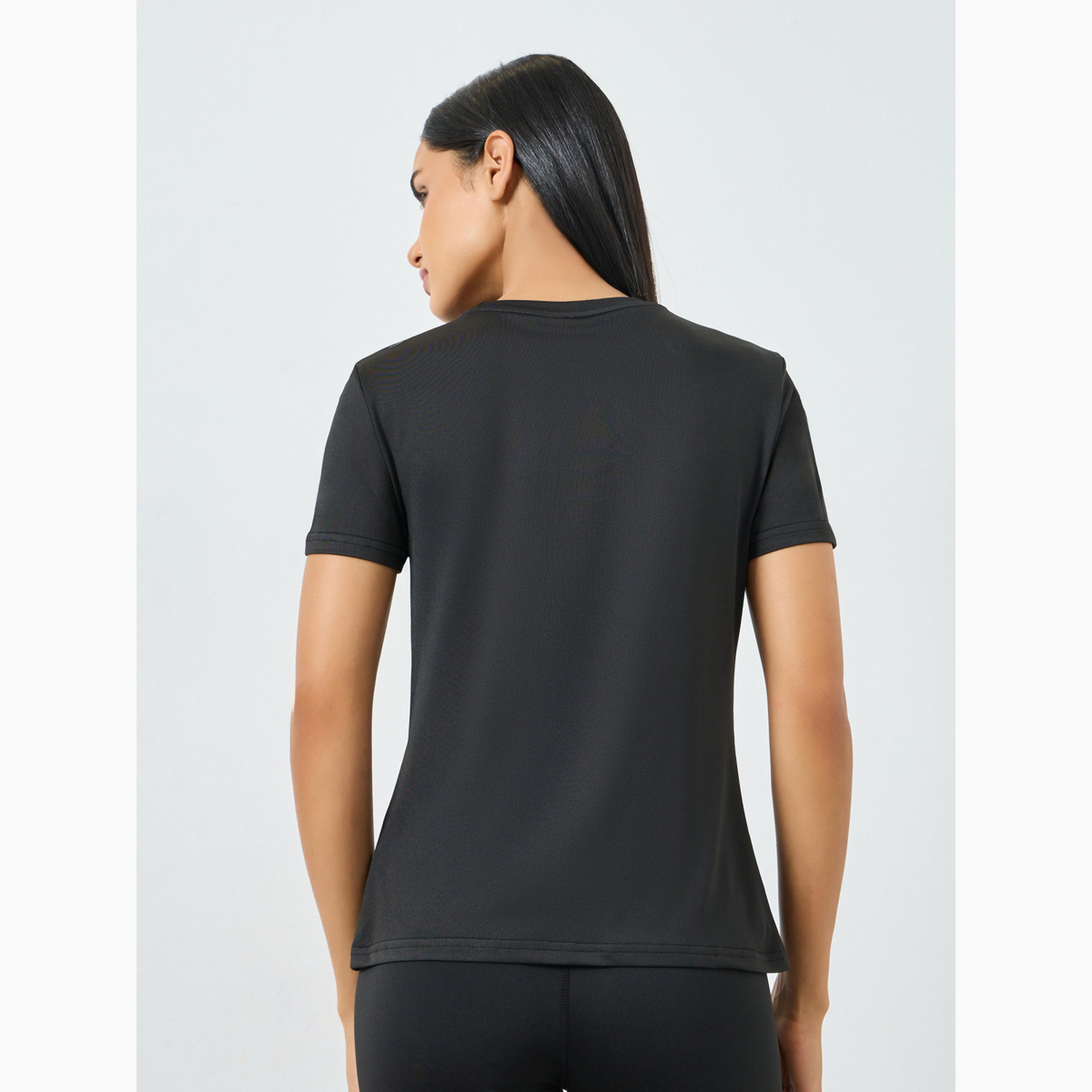 Styli Black Shoulder Reflective Stripe and Text Detail Short Sleeves Top-sports-women-clothing-tshirtsandvests-image-5