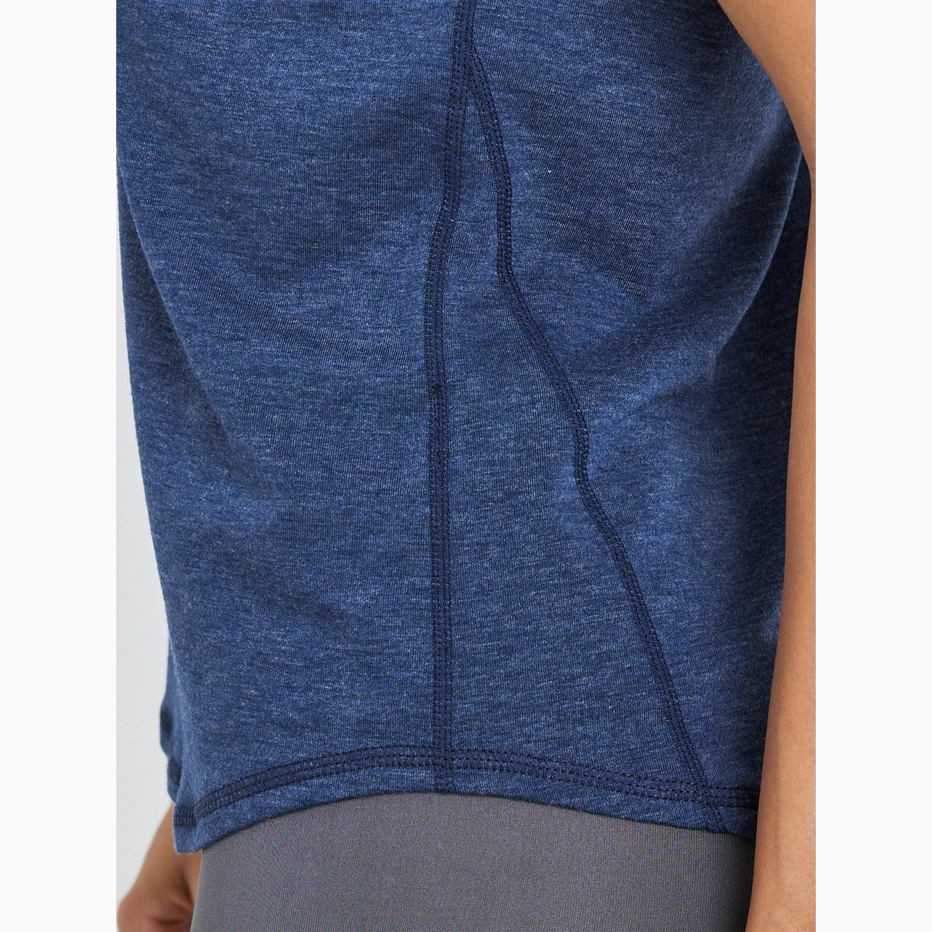 توب رياضي كحلي ميلانغ بتفاصيل درزات متناسقة-sports-women-clothing-tshirtsandvests-image-4