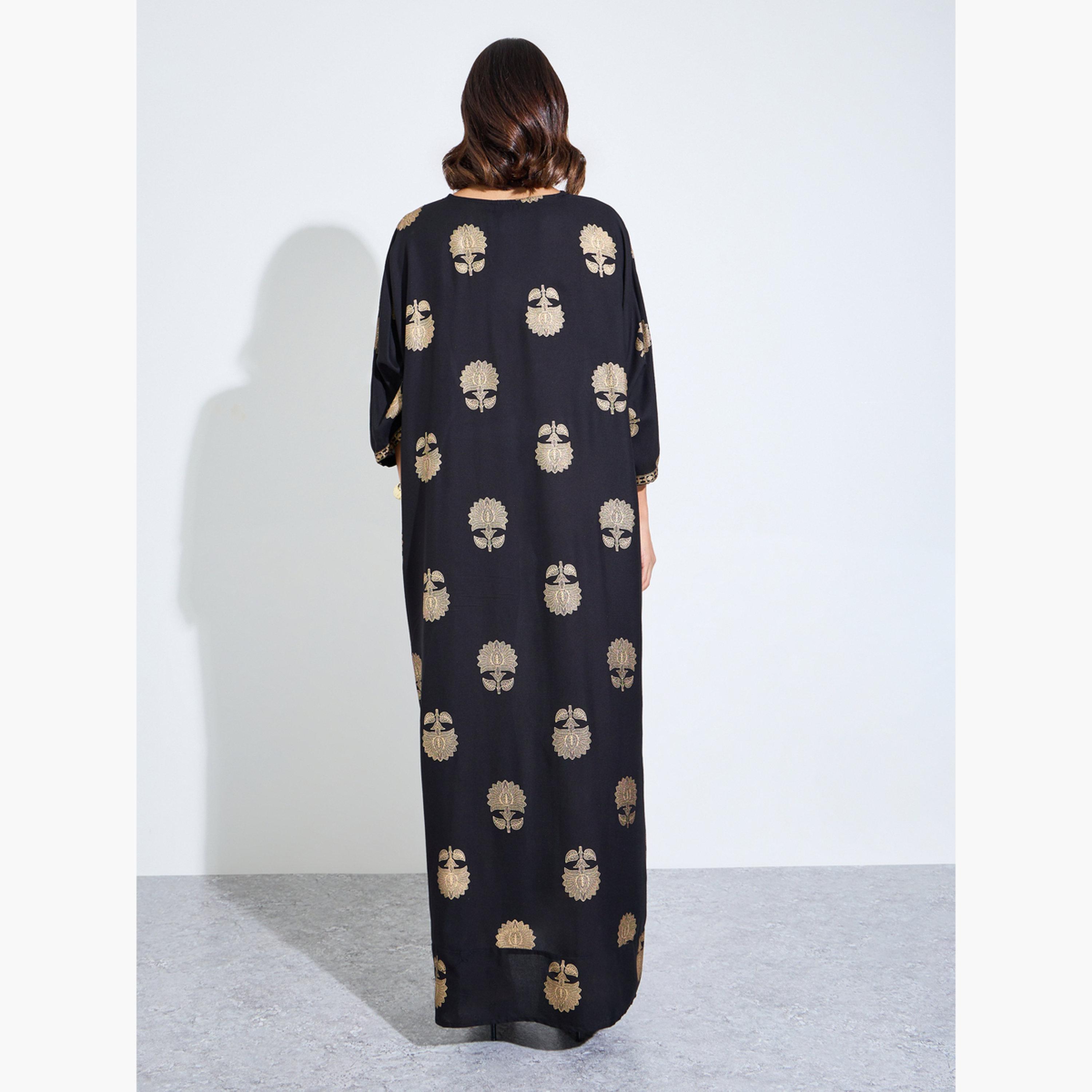 اميرة × ستايلي - جلابية بأكمام كيمونو مطبوعة برقائق معدنية سوداء-women-arabicclothing-jalabiyas-image-4