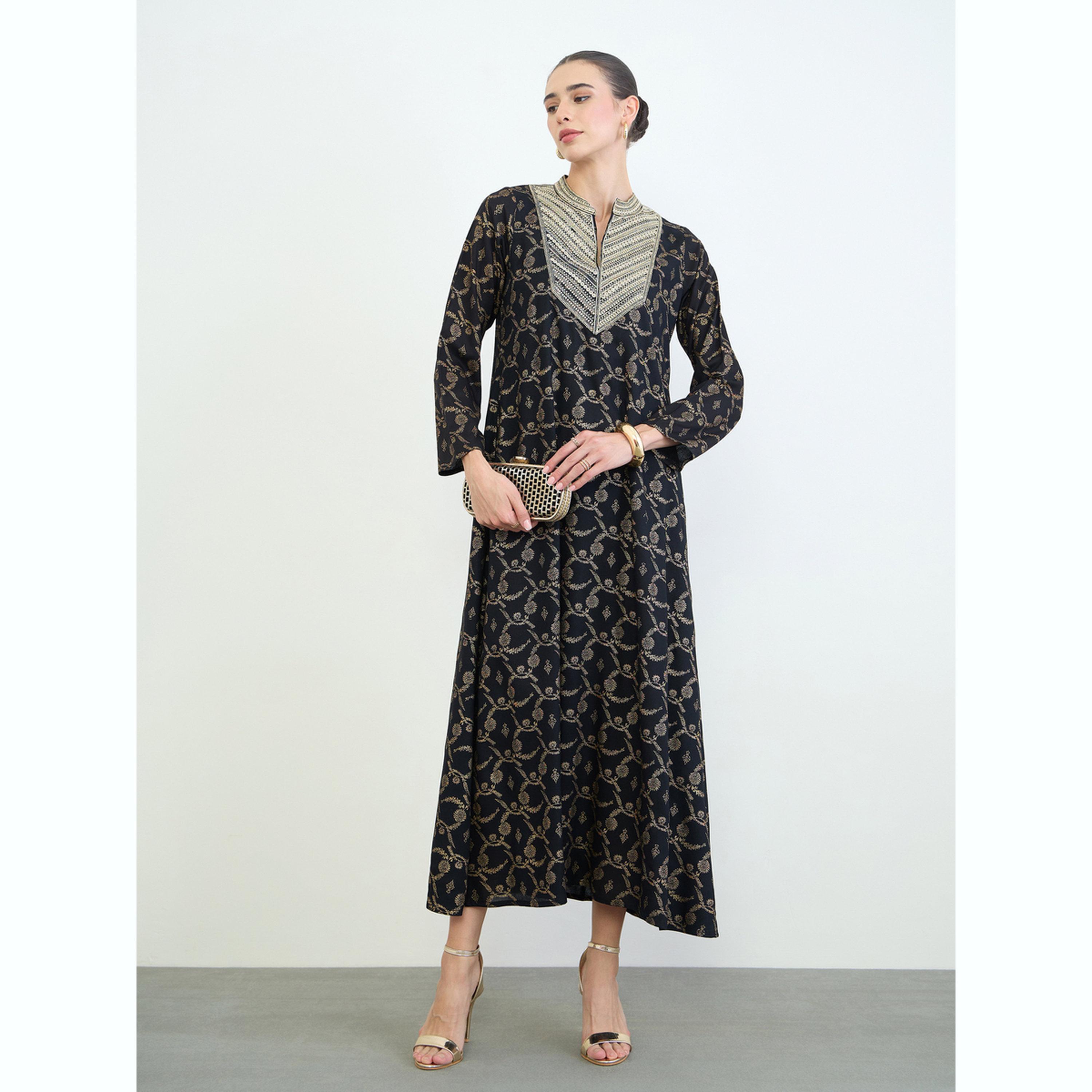 جلابية طويلة مطبعة بالكامل مع تفاصيل مُطرّزة-women-arabicclothing-jalabiyas-image-2
