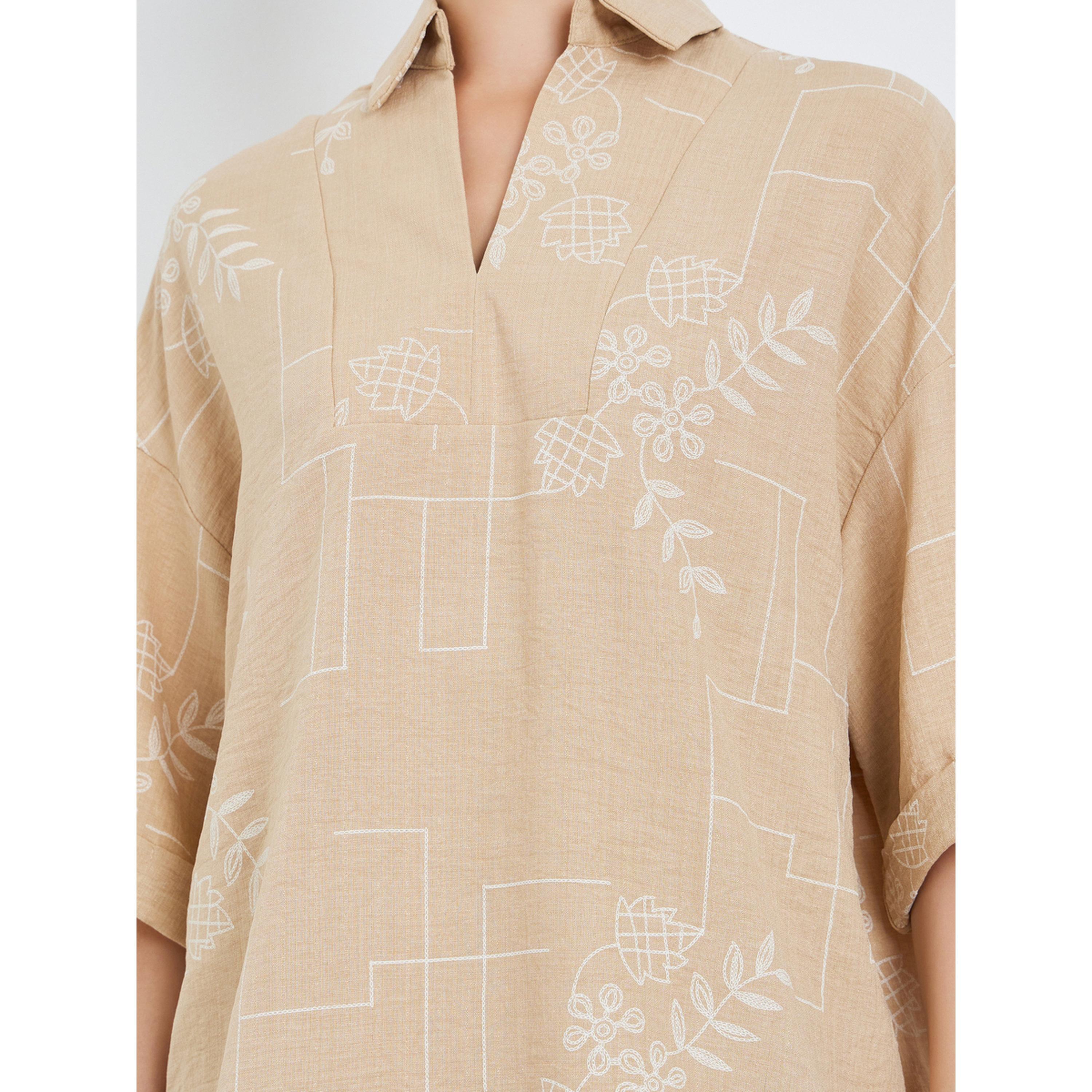 طقم محتشم من بنطال وبلوزة بياقة مفتوحة وطبعة زهور-women-arabicclothing-sets-image-6