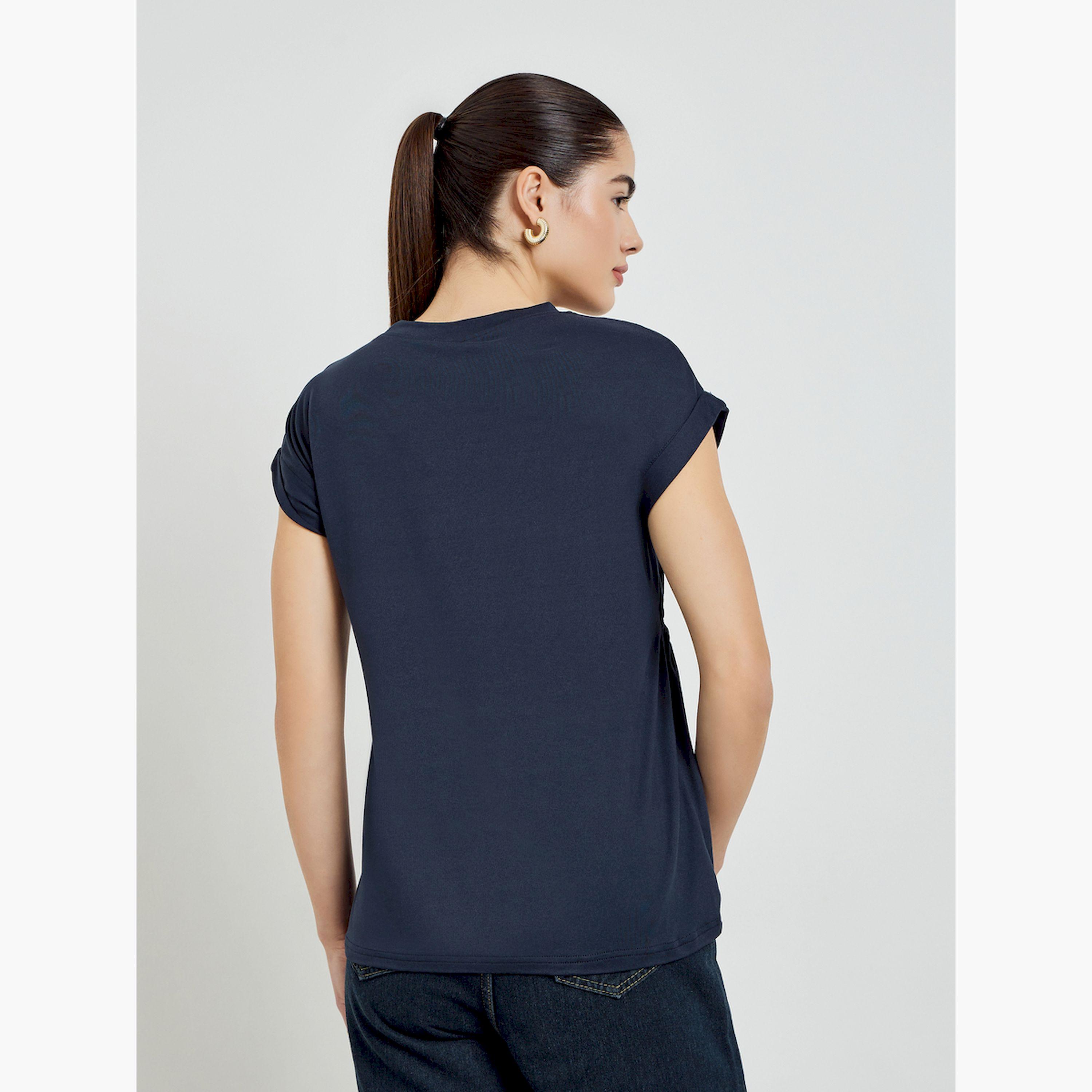 تيشيرت بتفاصيل مزمومة وأربطة-women-clothing-tshirts-image-4