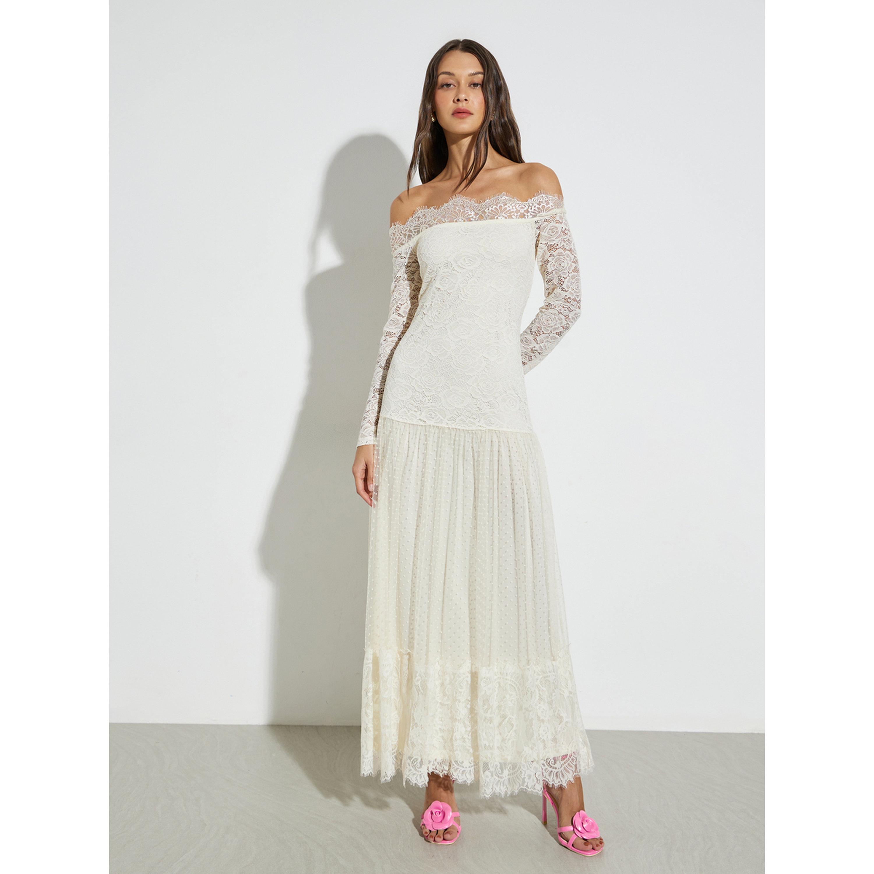 فستان طويل مكشوف الأكتاف وتفاصيل دانتيل-women-clothing-dresses-image-1