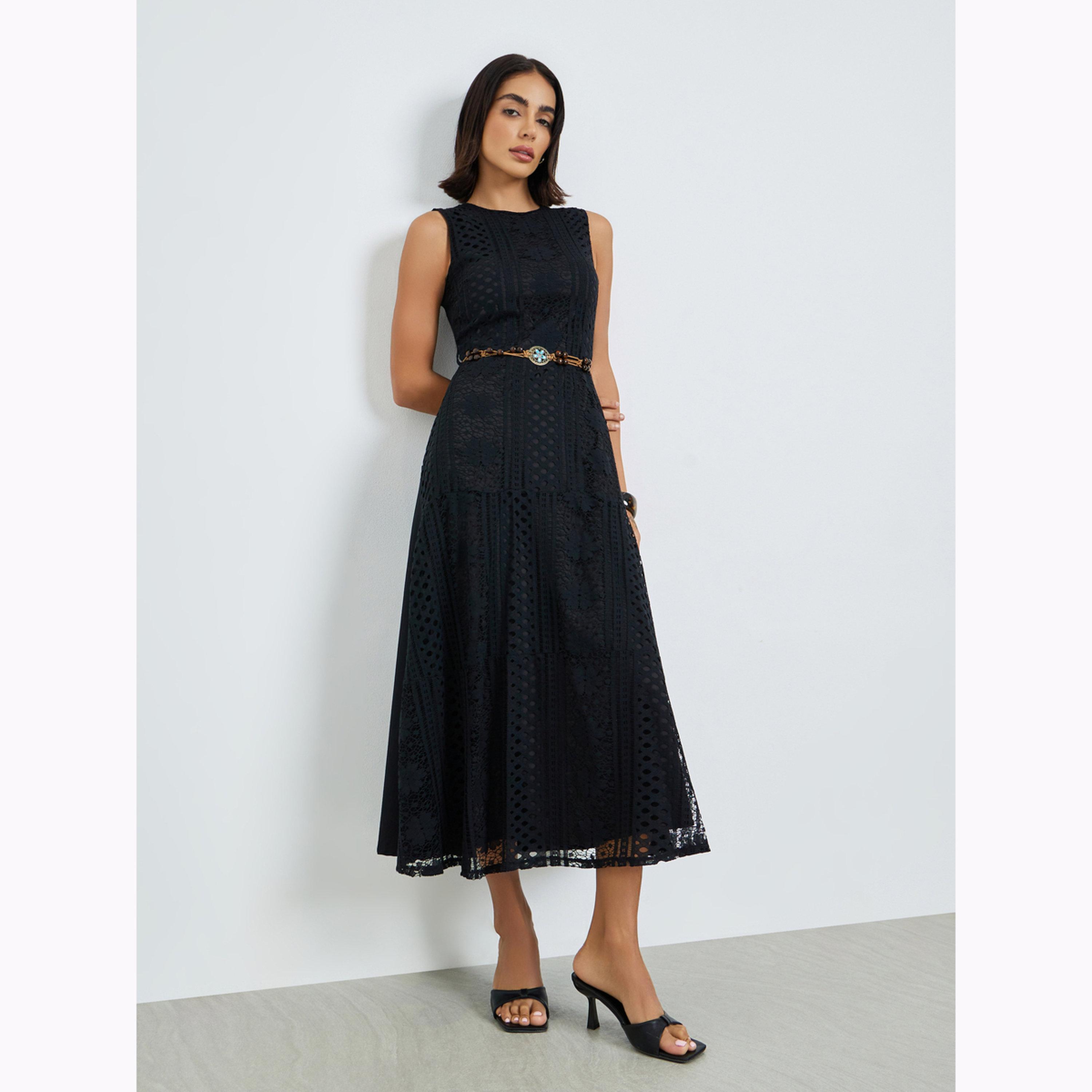 فستان ميدي بنقشة بارزة وحزام خرز-women-clothing-dresses-image-3