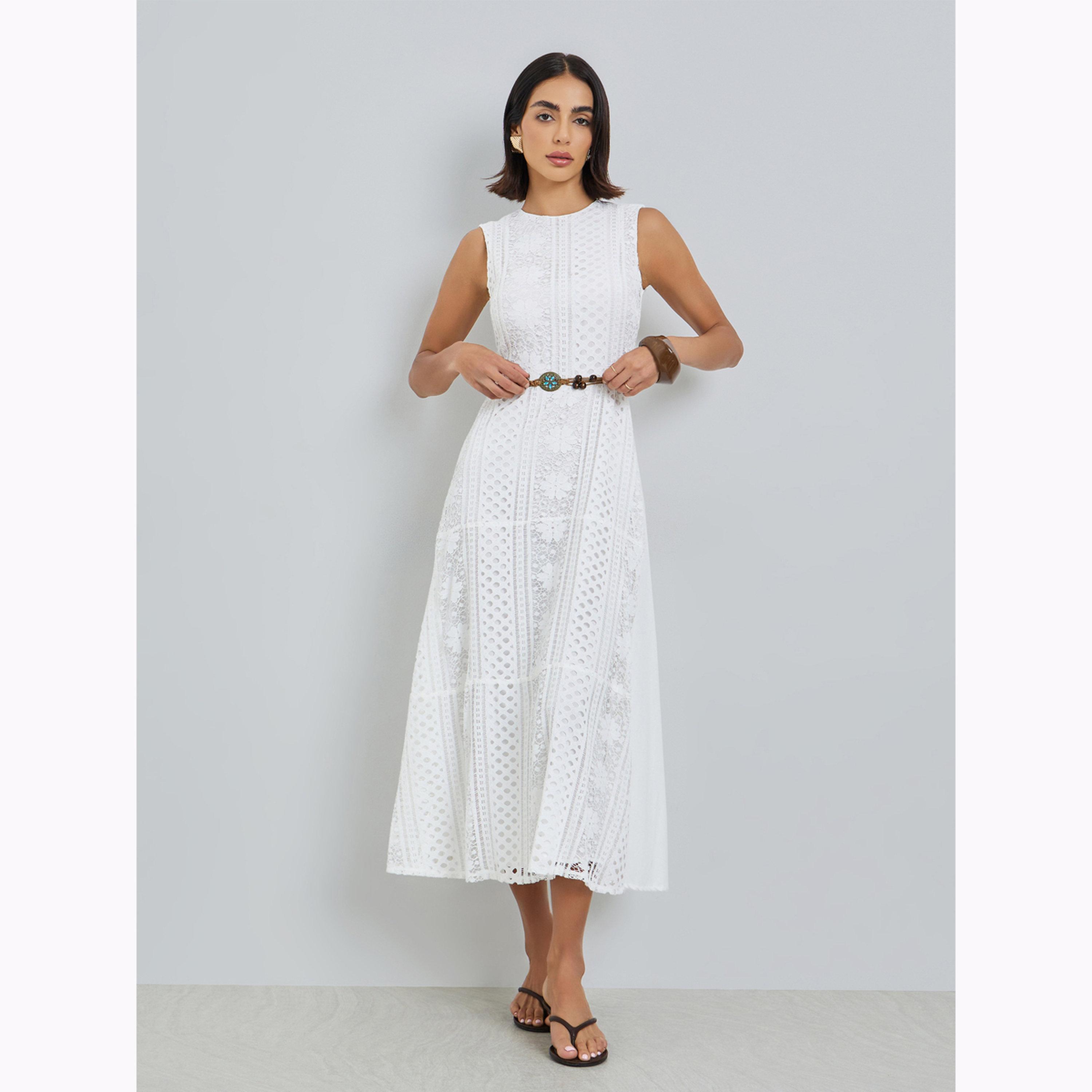 فستان ميدي بنقشة بارزة وحزام خرز-women-clothing-dresses-image-1